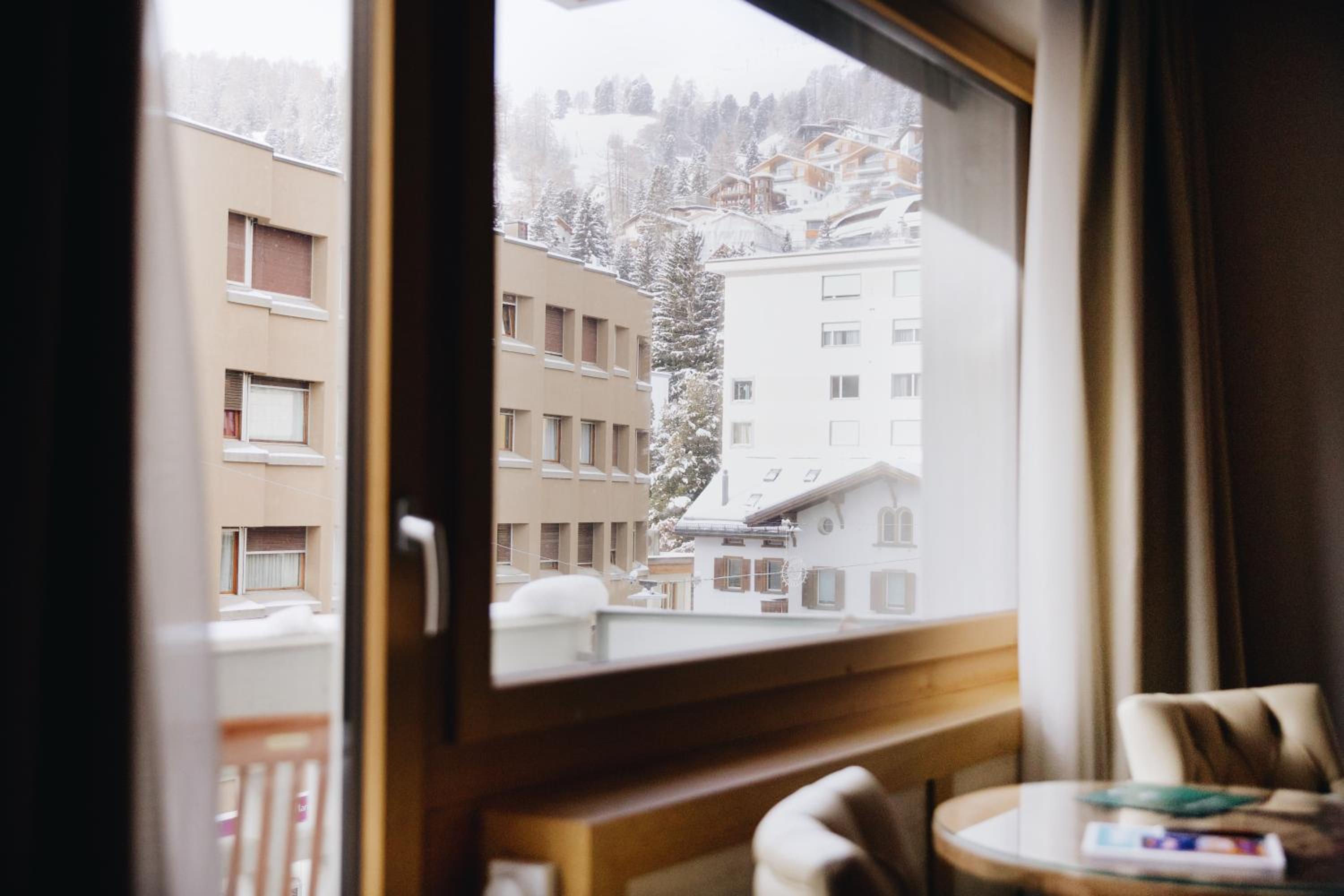 Deluxe Double Room with Balcony photo 1