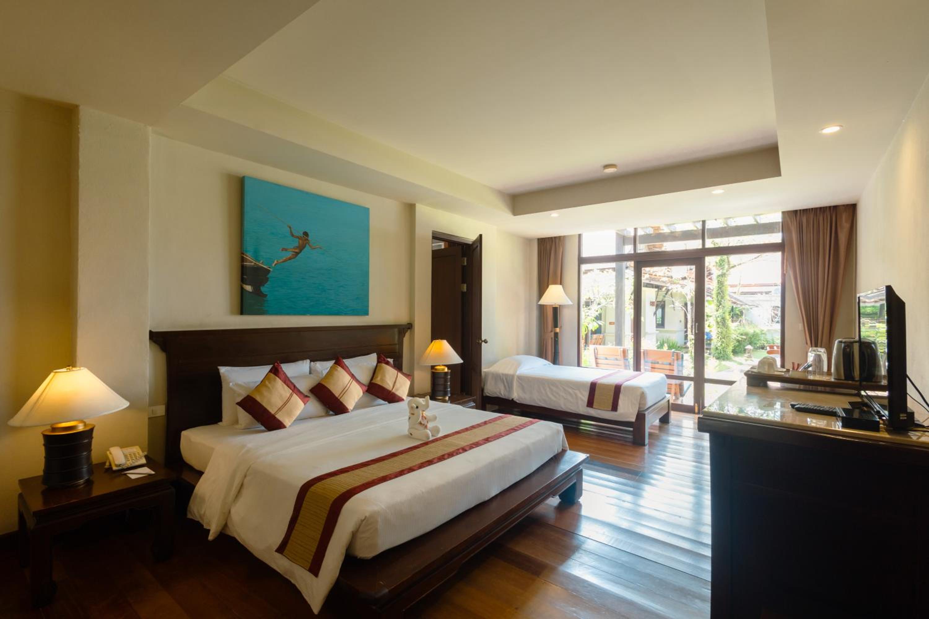 Triple Room with Balcony or Terrace