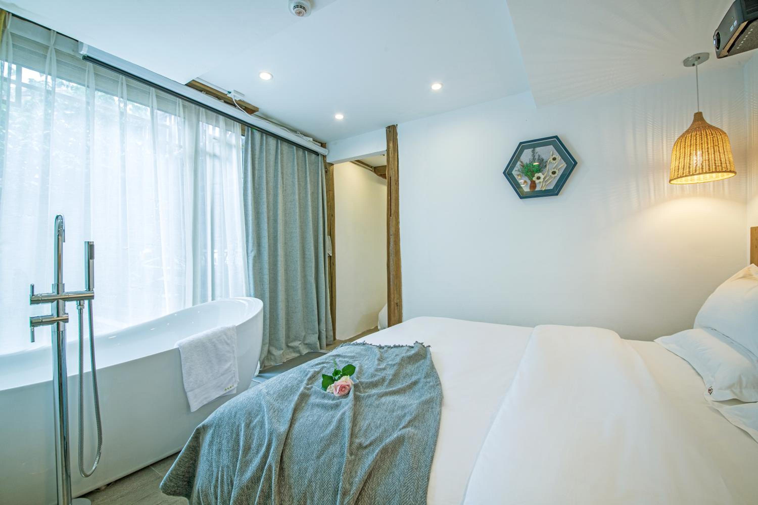 Deluxe Family Suite
