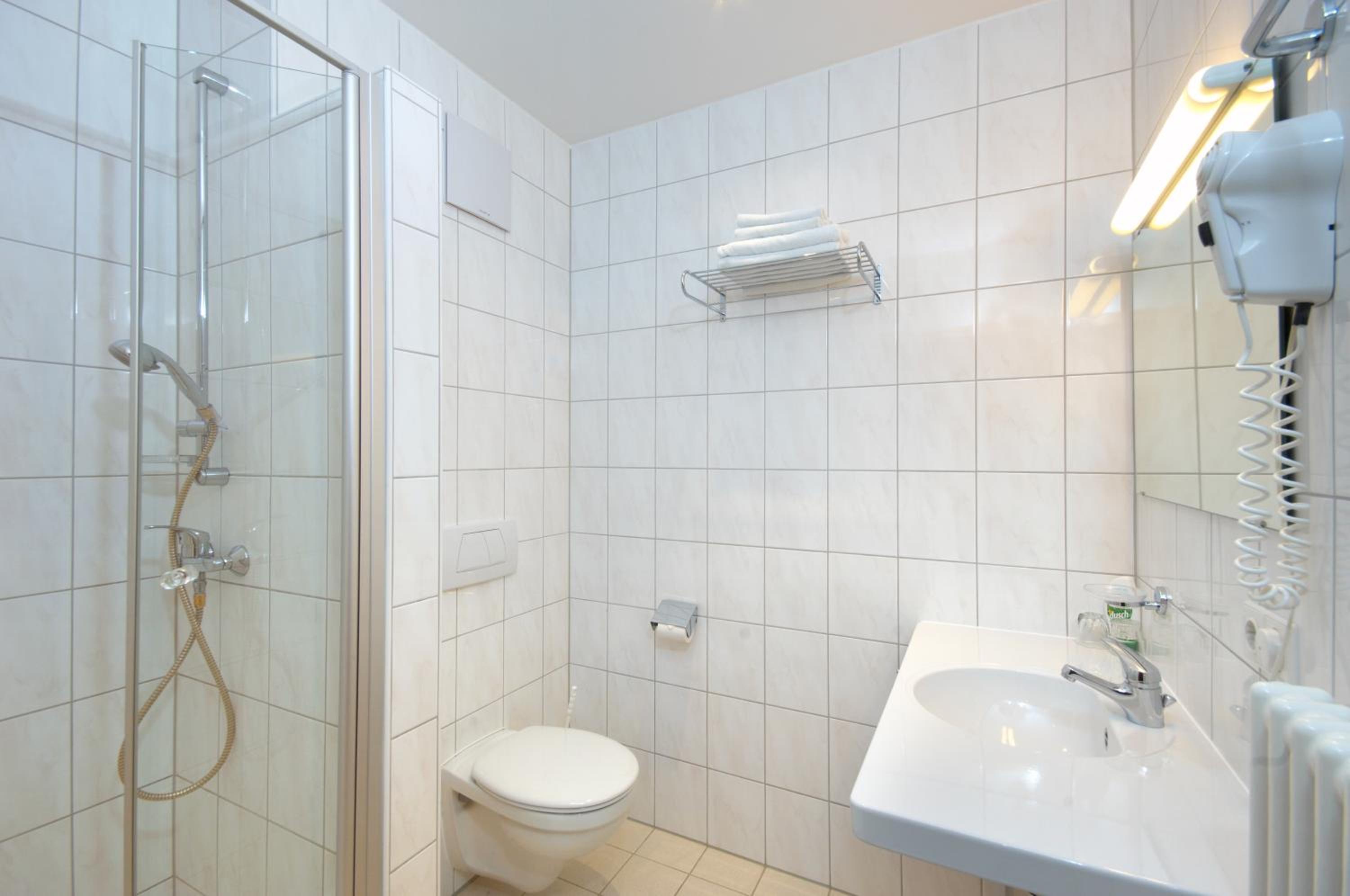 Double Room with Extra Bed, photo 7