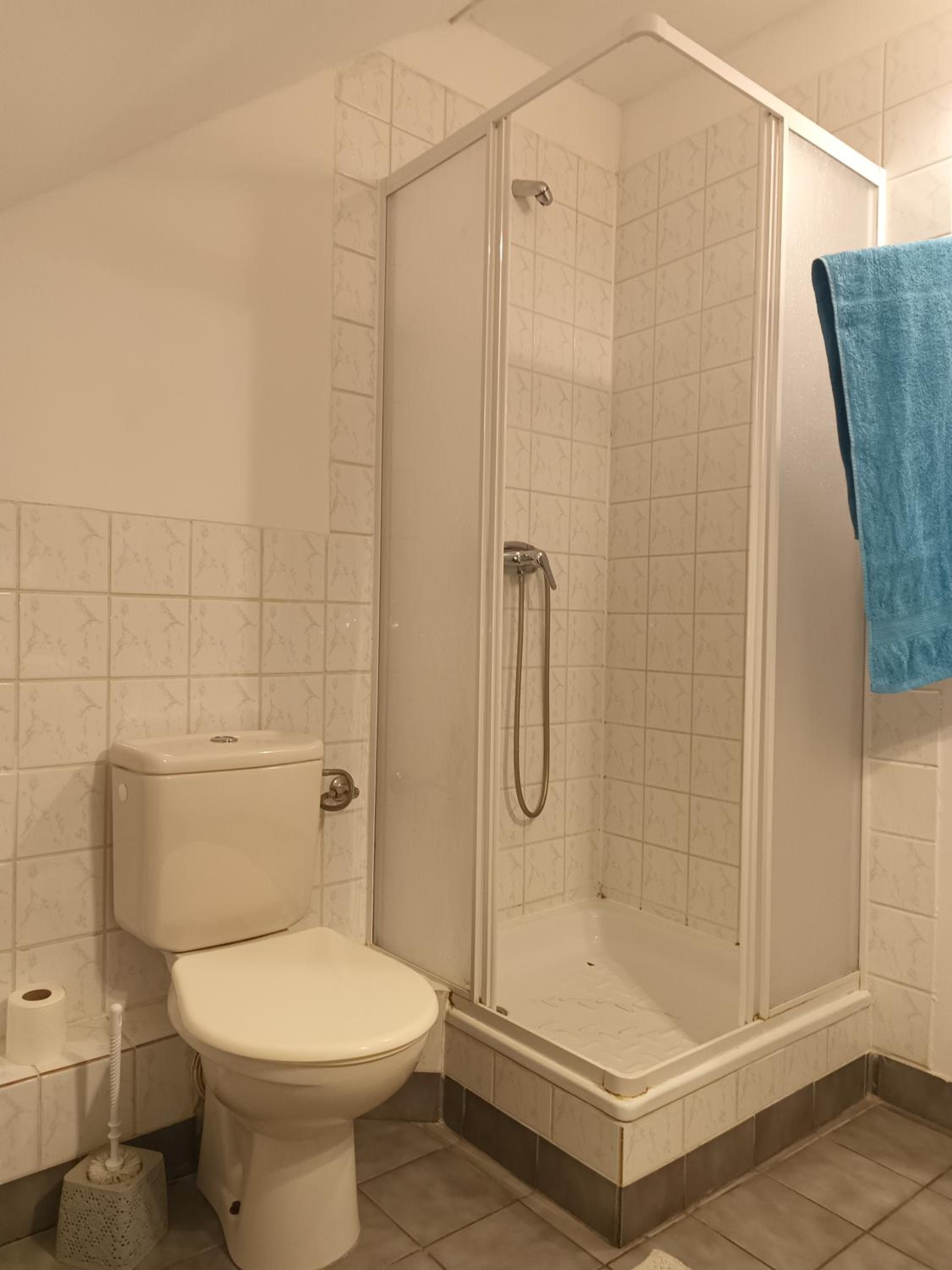 Small Double Room - Photo 2