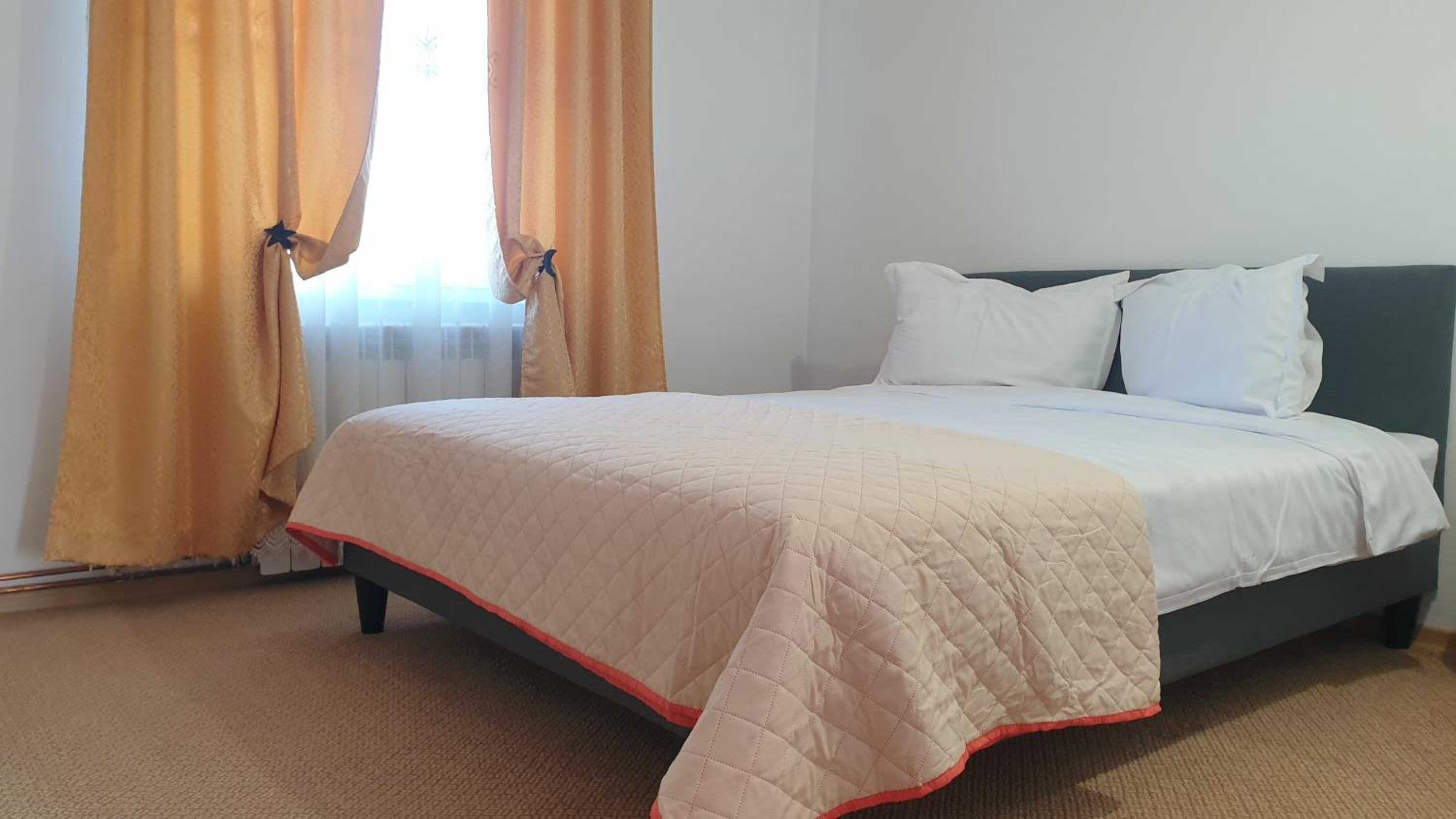 Three-Bedroom Apartment - Photo 15
