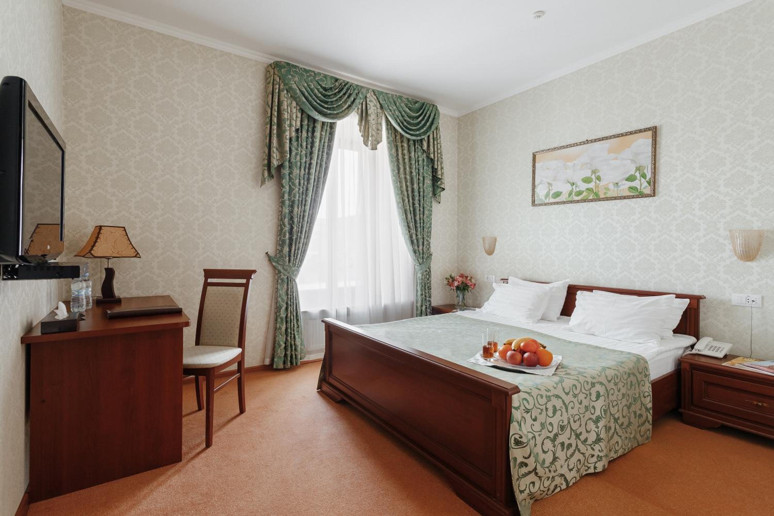 Standard Double or Twin Room photo 1