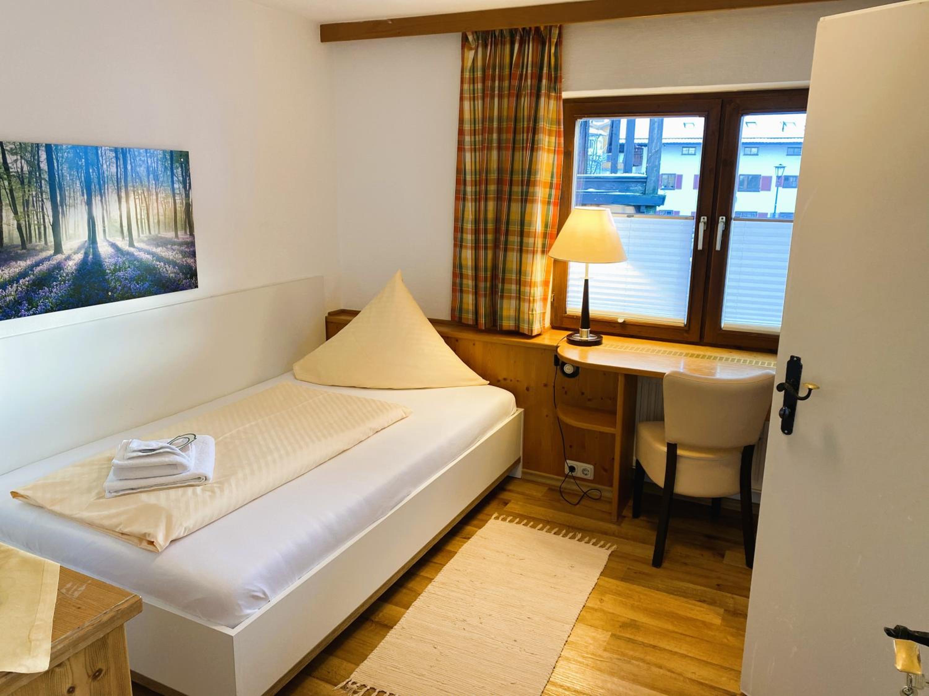 Standard Single Room photo 3