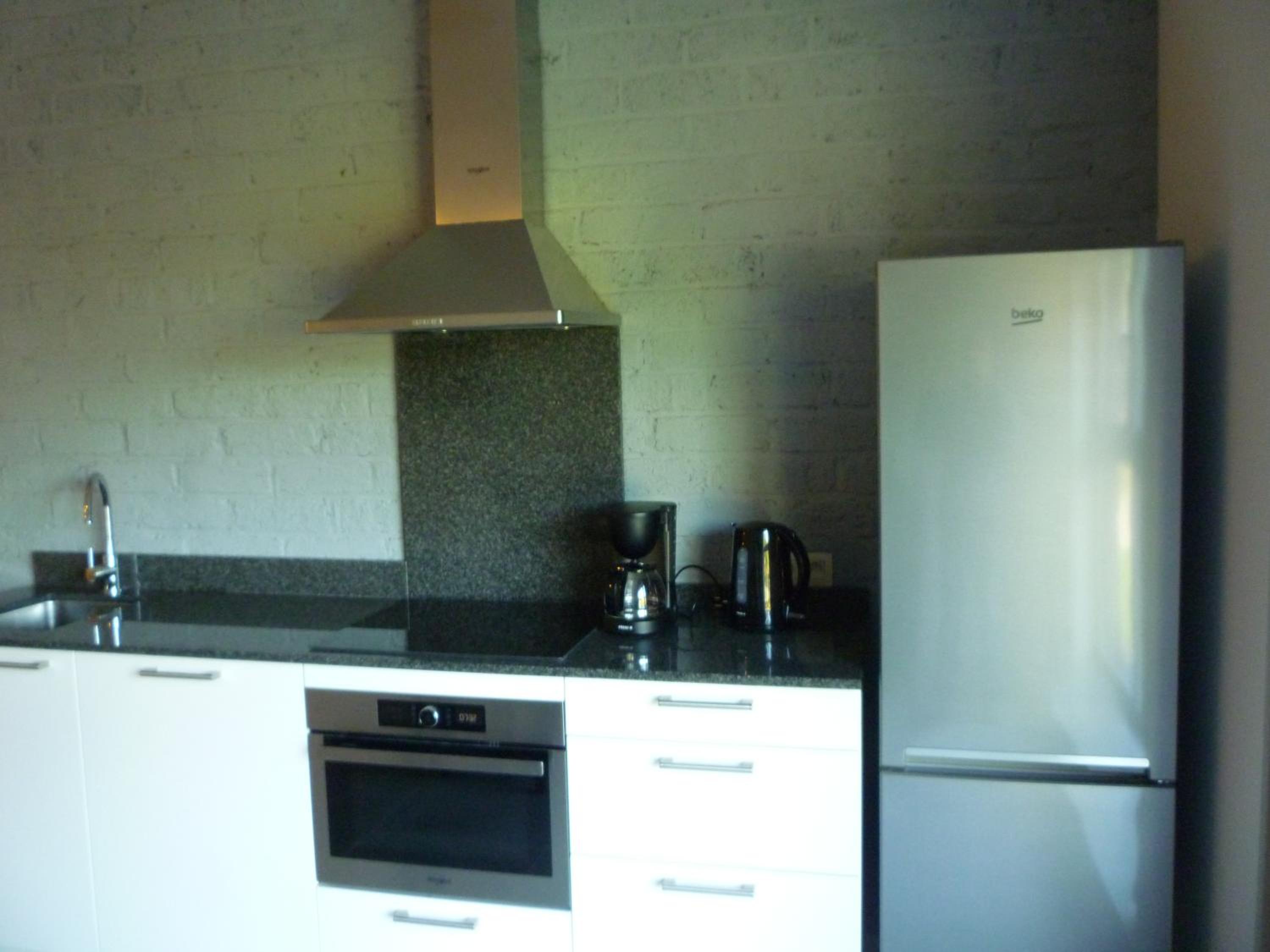 Studio Apartment photo 2