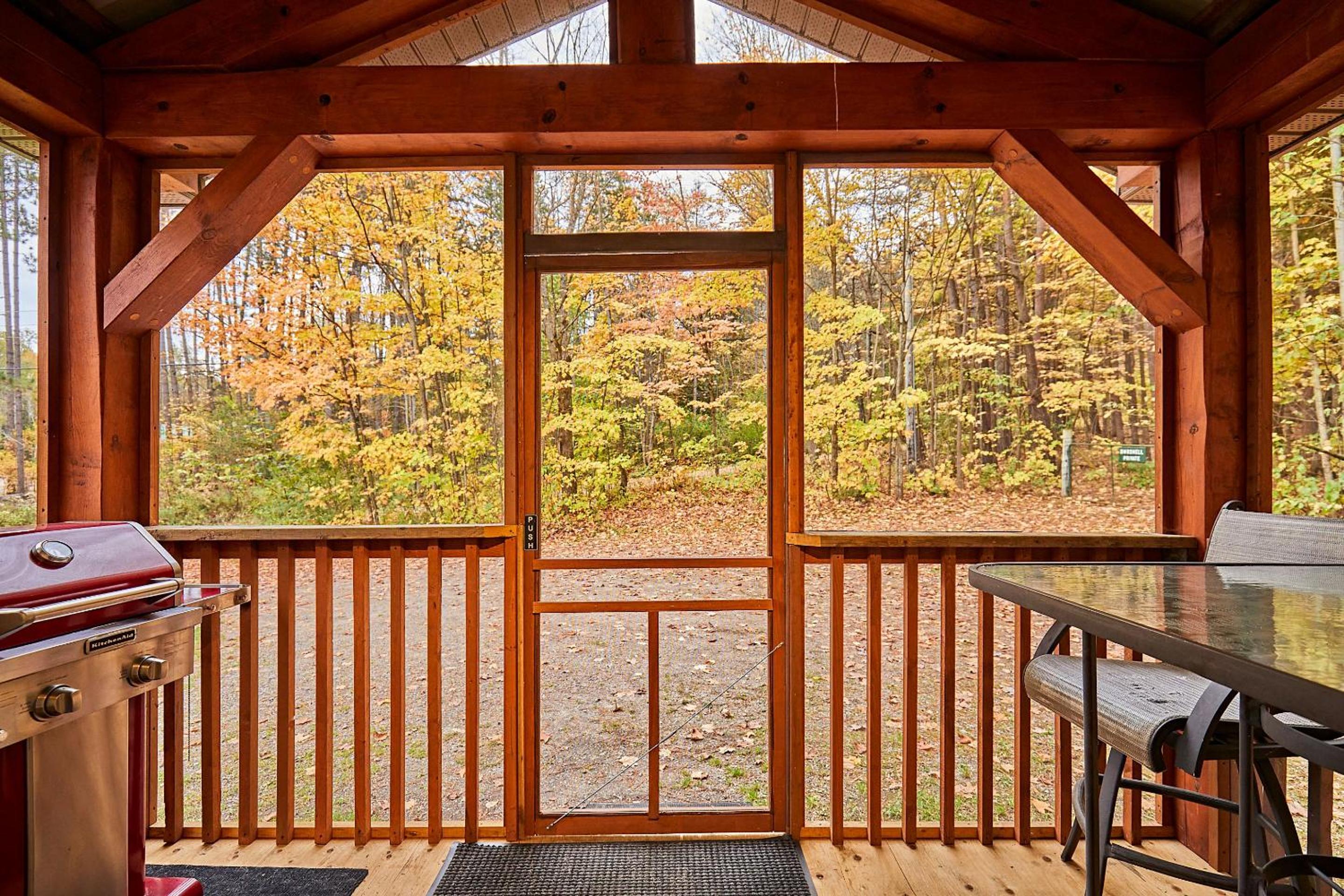Three-Bedroom Cottage photo 2