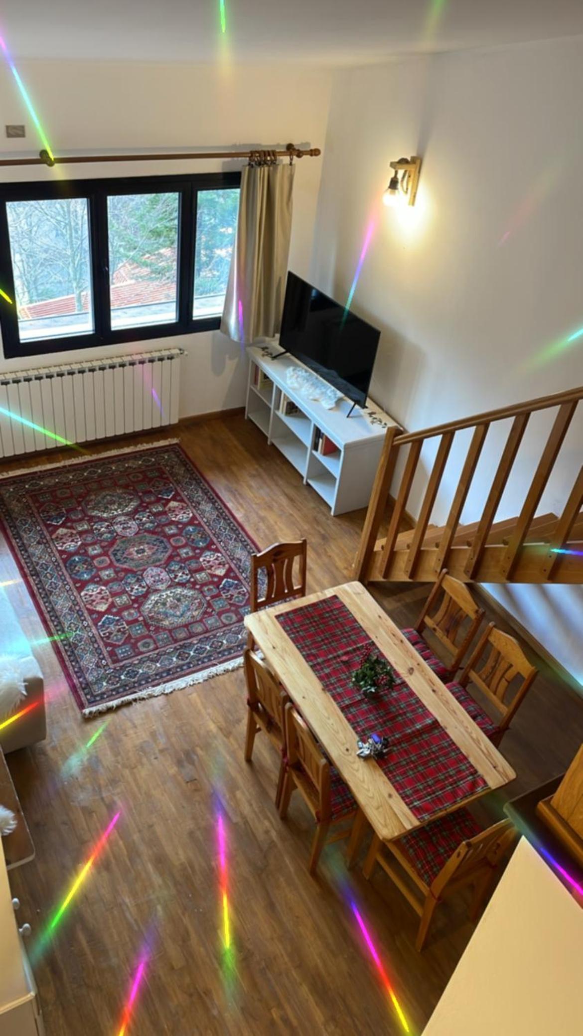 Apartment with Mountain View photo 3