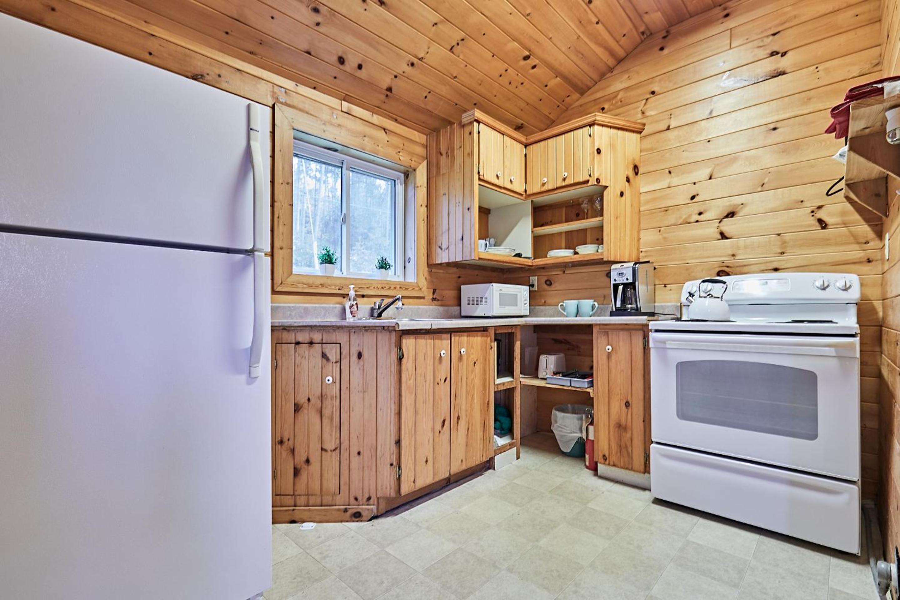Two-Bedroom Cottage photo 2