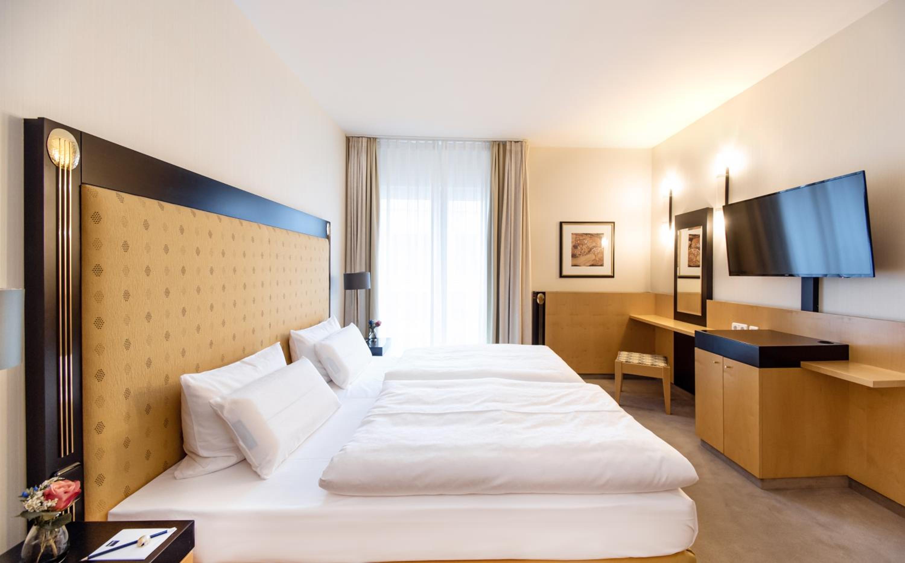 Deluxe Suite - Photo 4