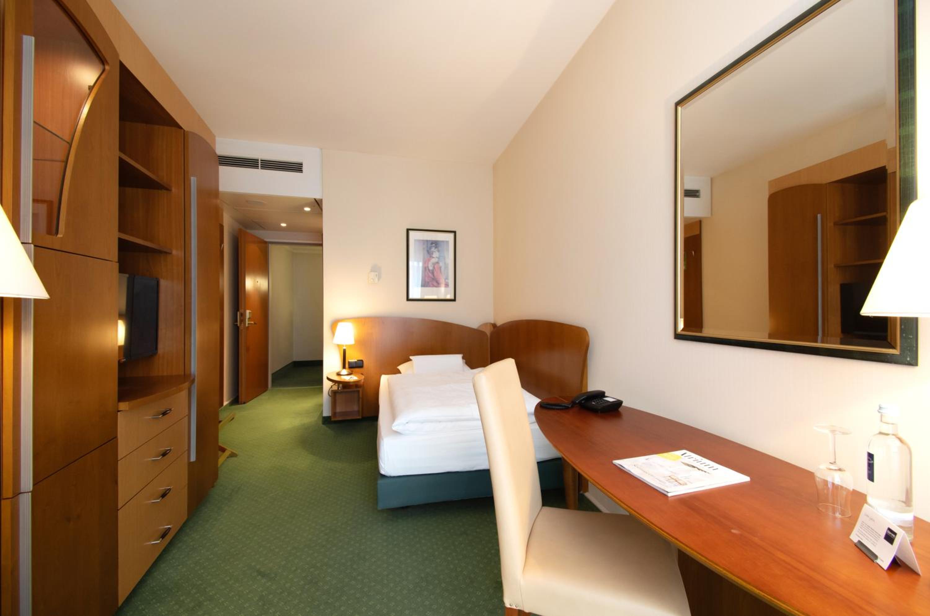 Standard Single Room photo 2