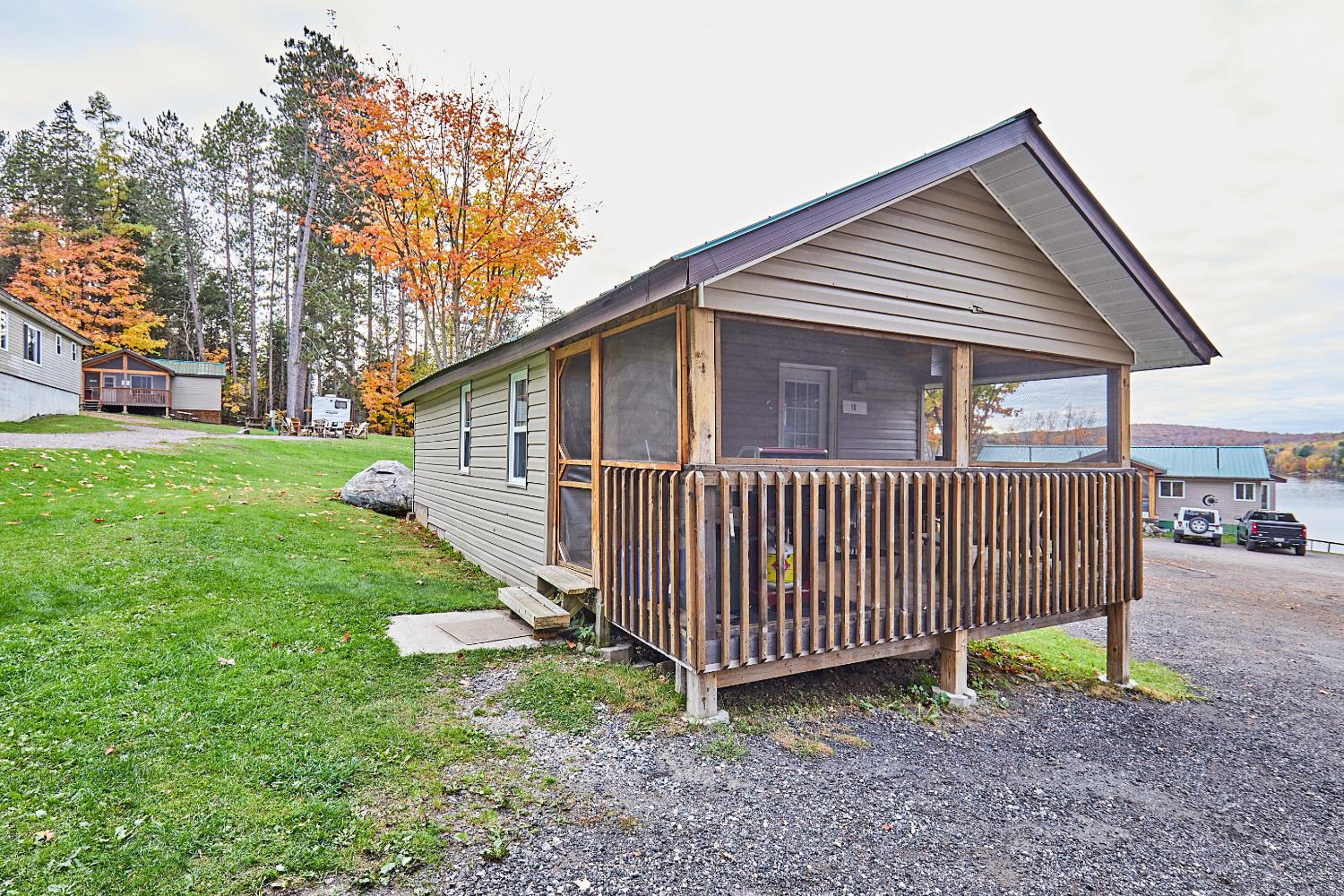 Two-Bedroom Cottage photo 1