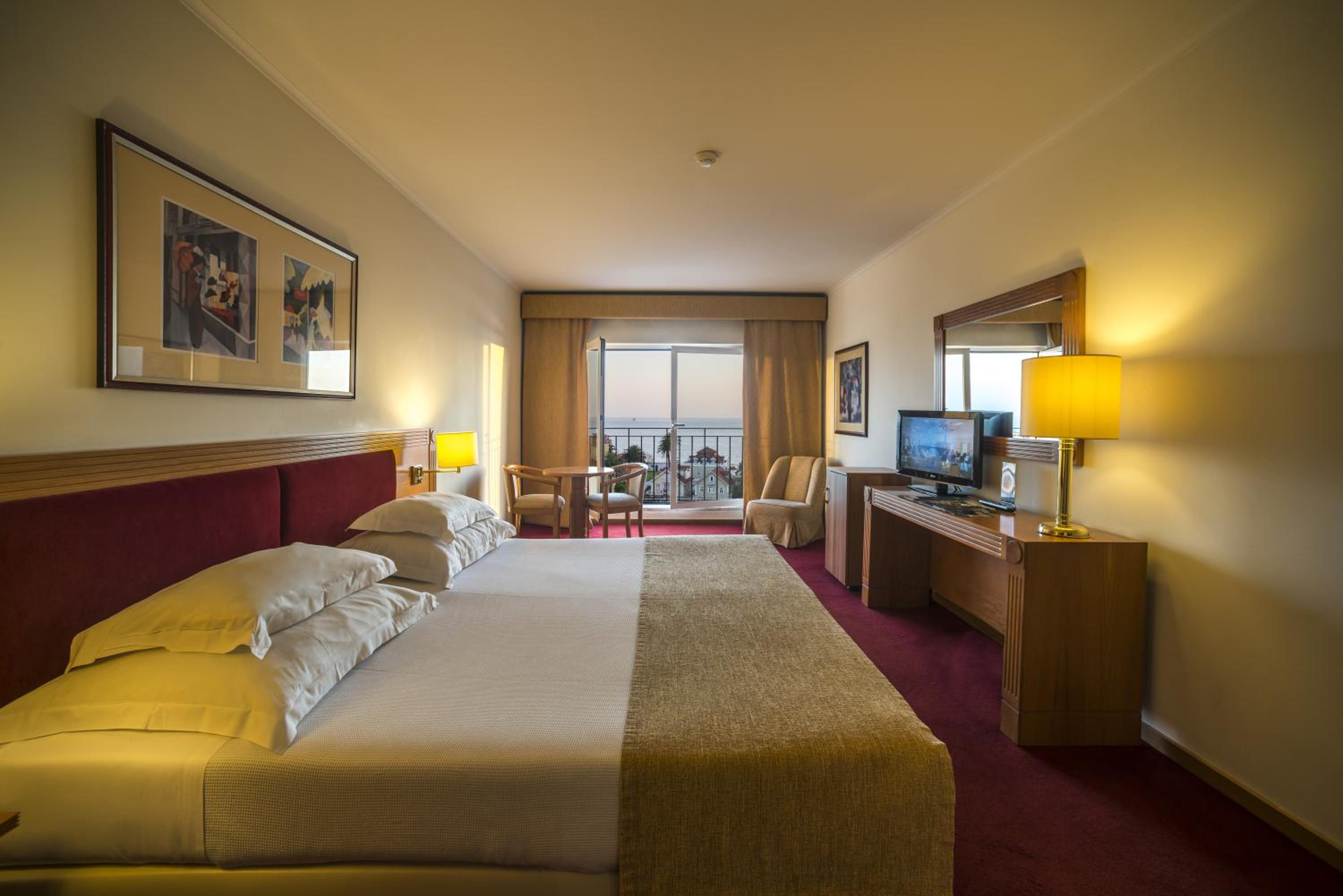 Single Room with Sea View - Photo 1