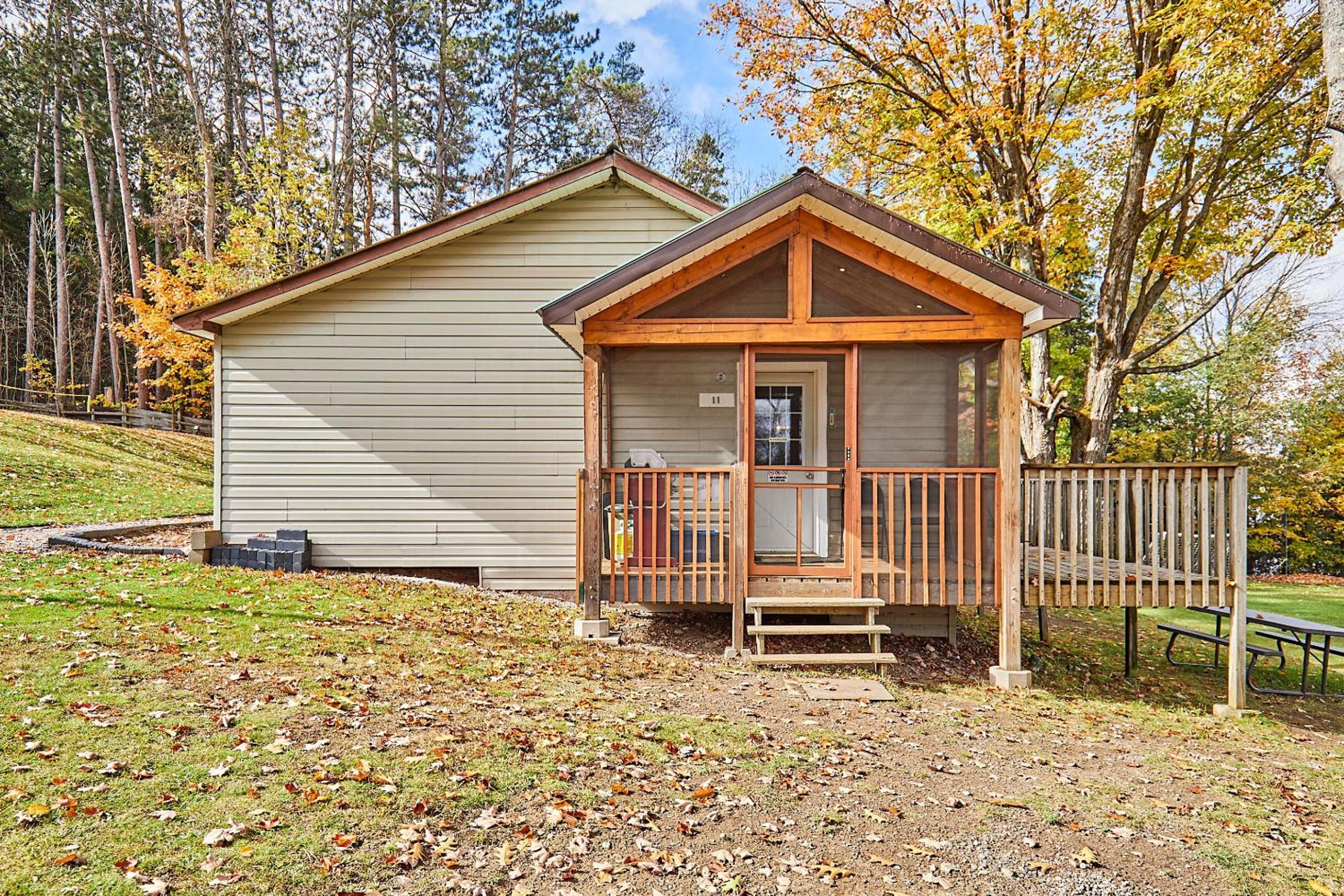 Three-Bedroom Cottage photo 1