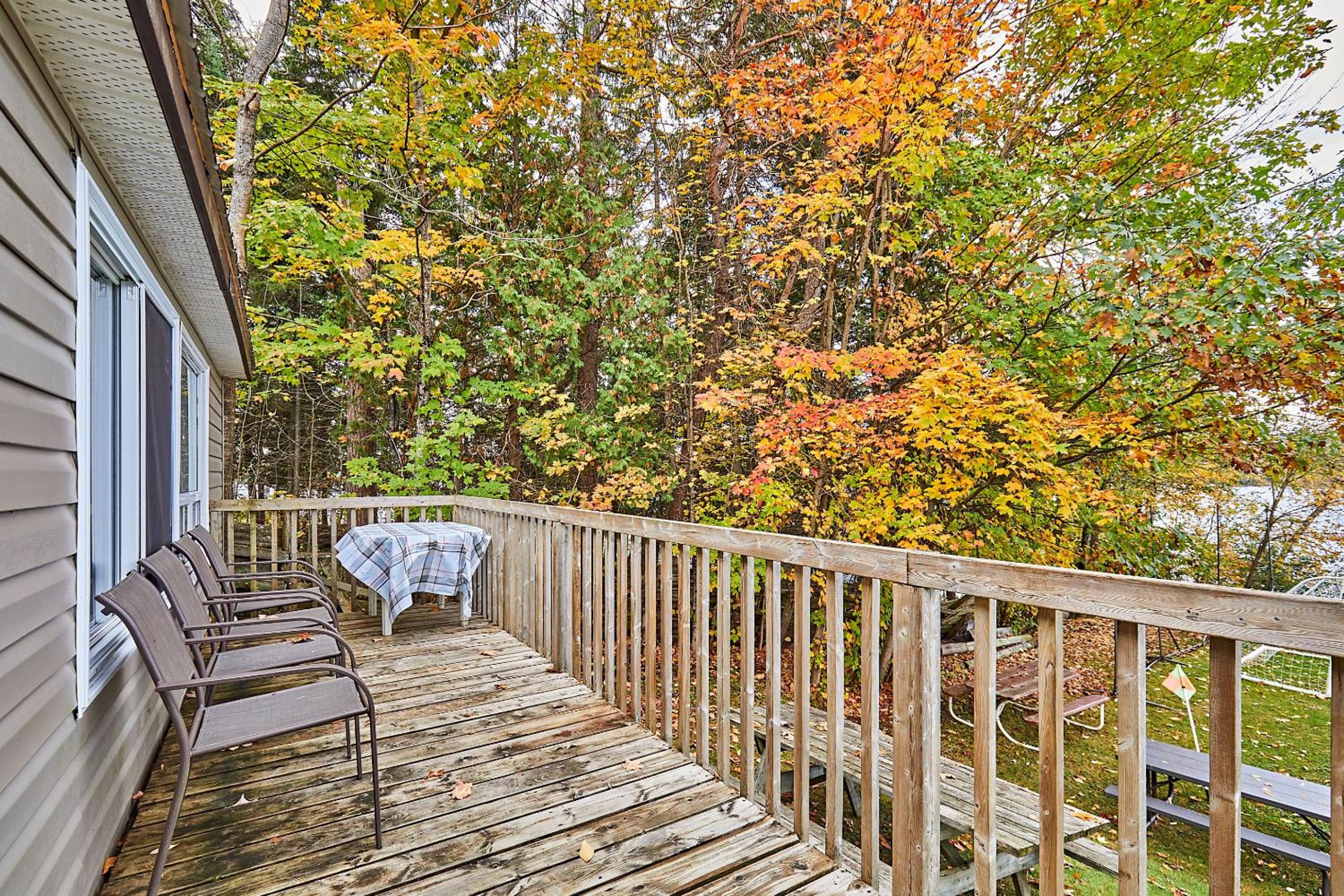 Two-Bedroom Cottage photo 2