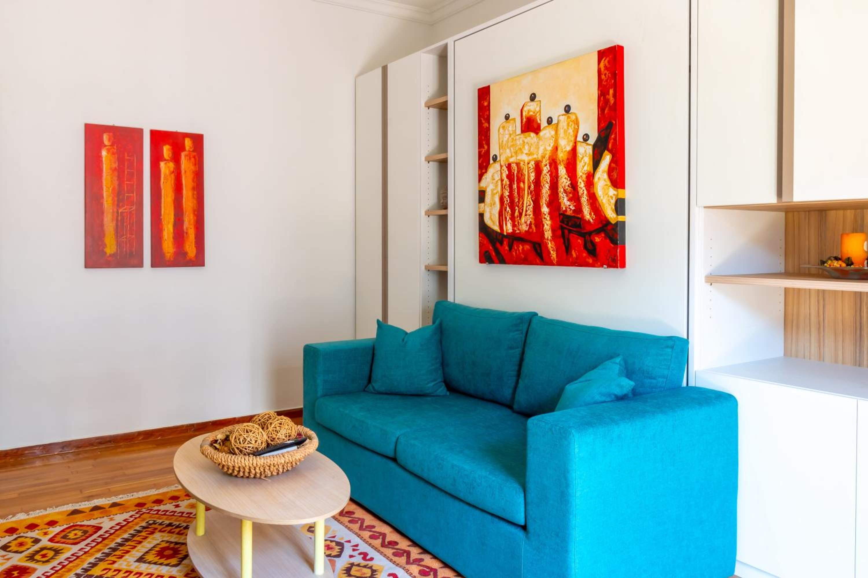 One-Bedroom Apartment