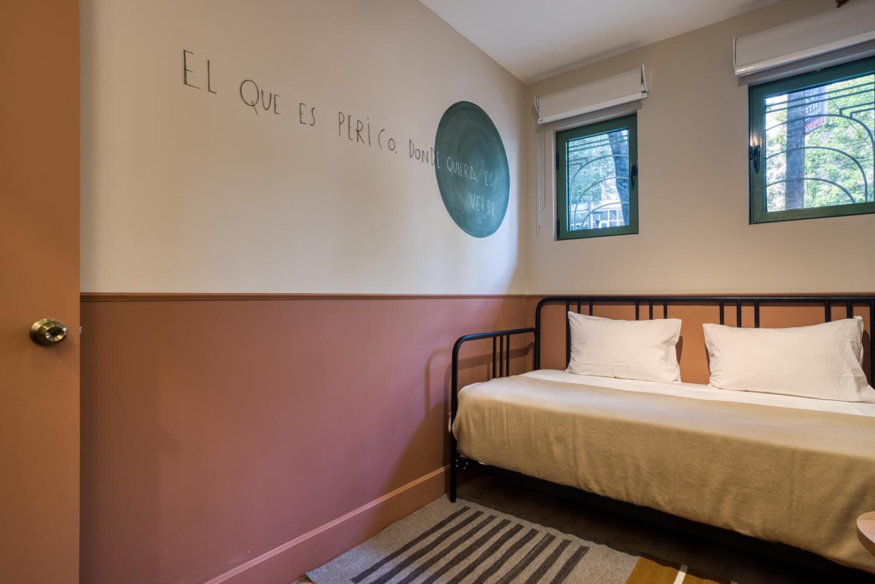 Two-Bedroom Apartment with Terrace - Photo 5
