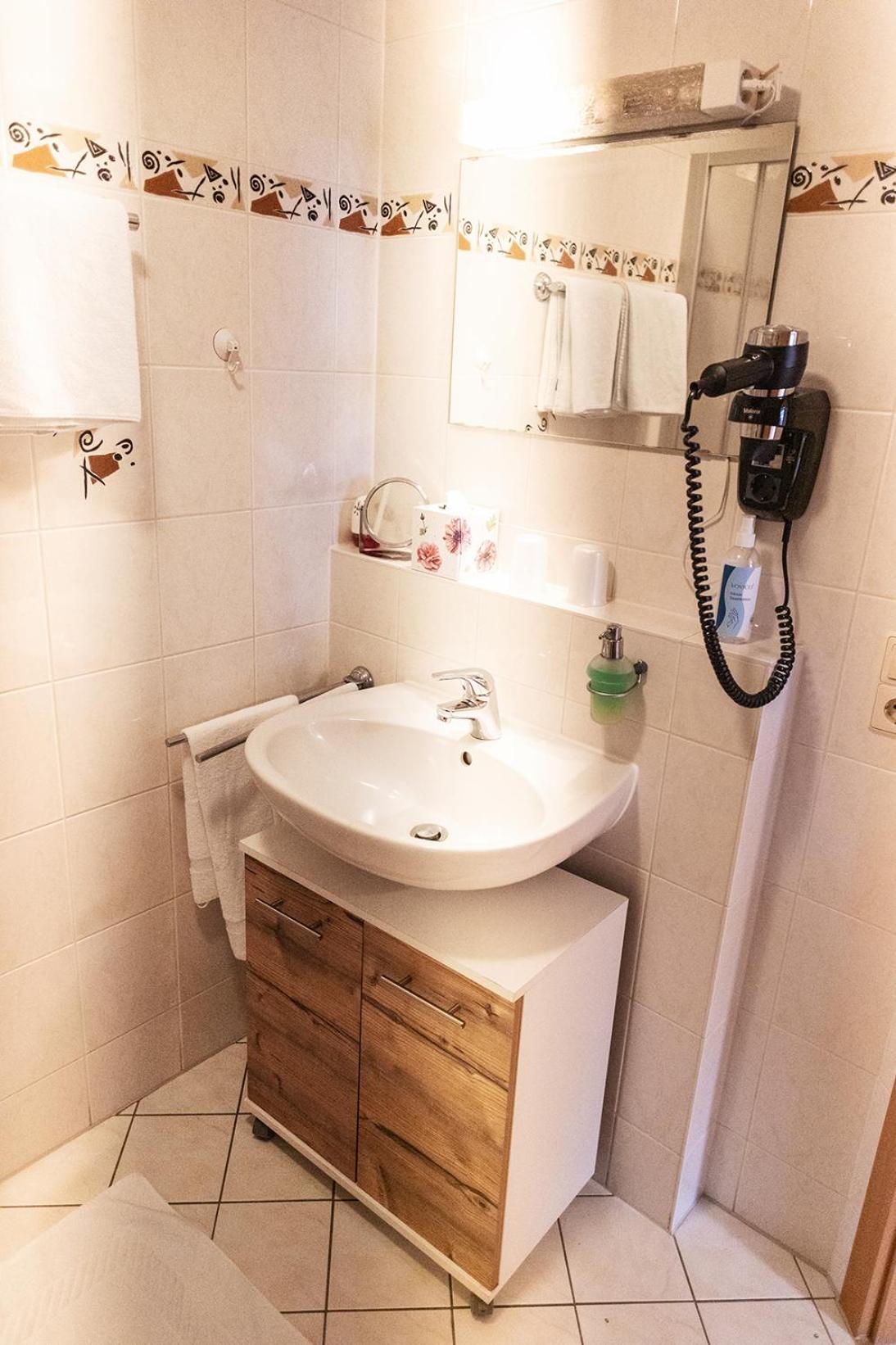 Apartment 1 - Photo 3