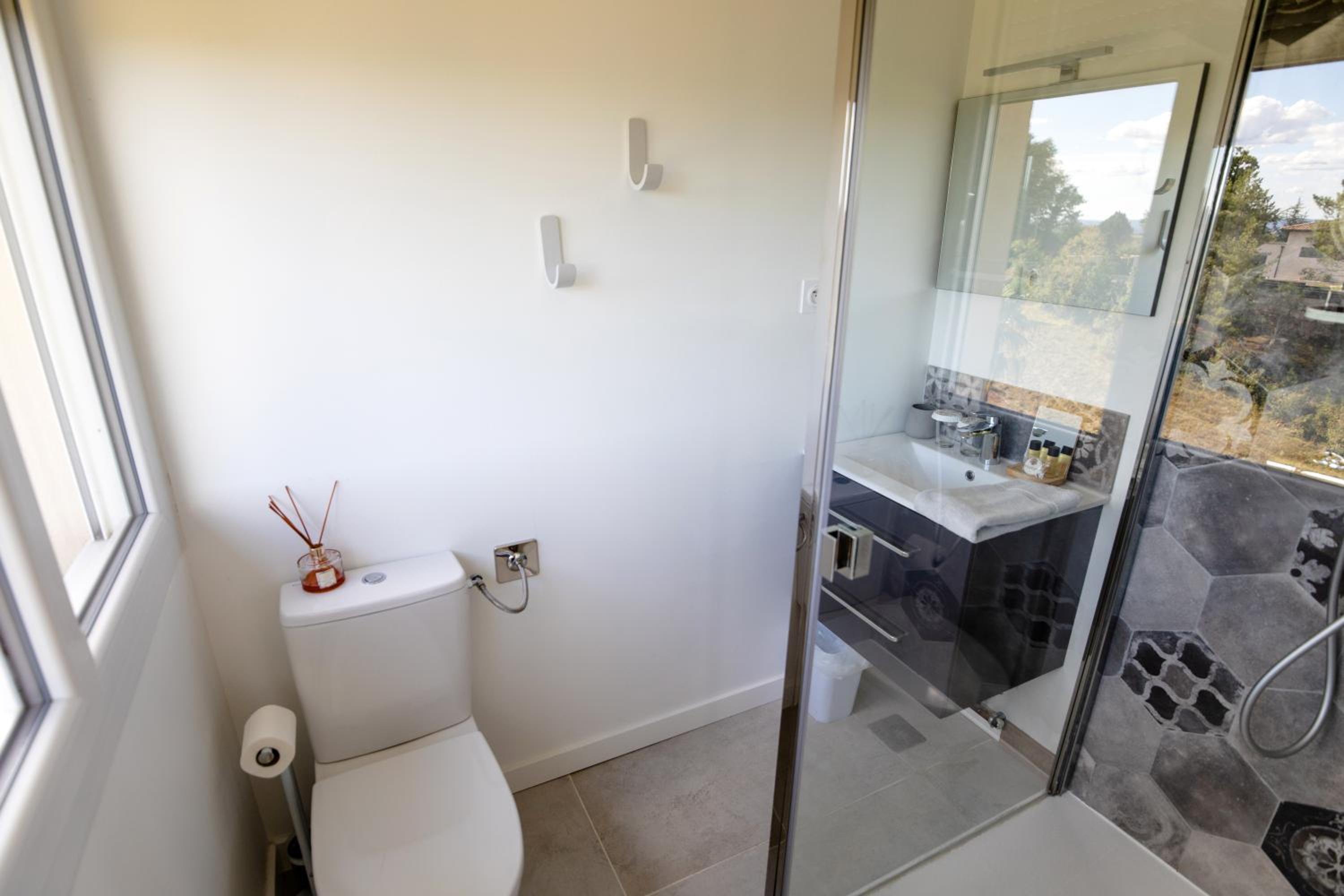 Superior Double Room - Photo 7
