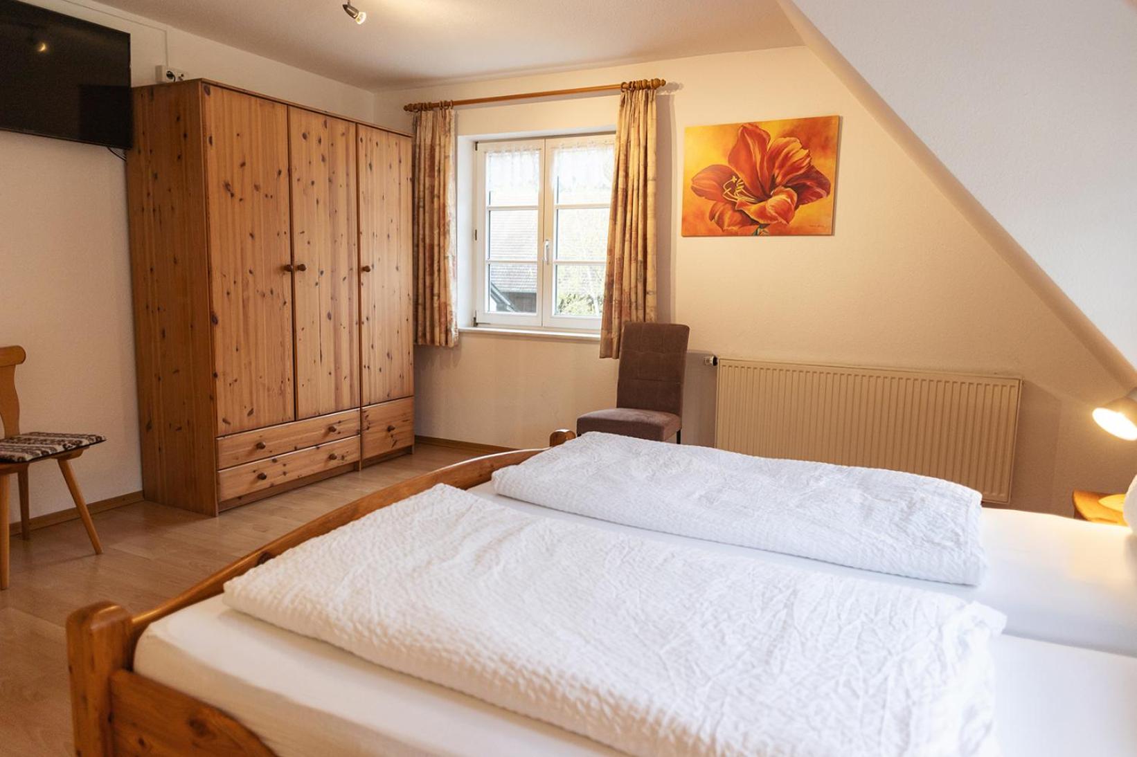 Apartment 3 - Photo 9