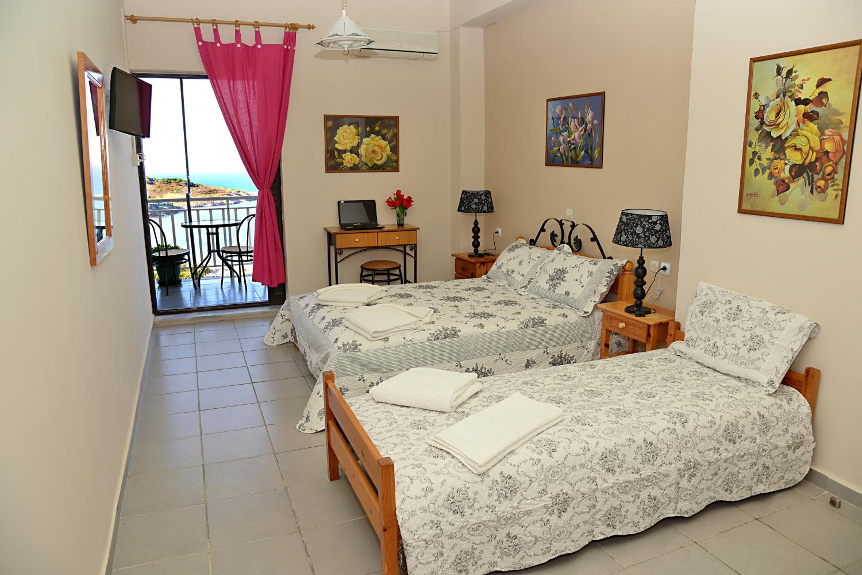 Appartamento Budget con 1 Camera da Letto e Vista Mare - Piano Terra