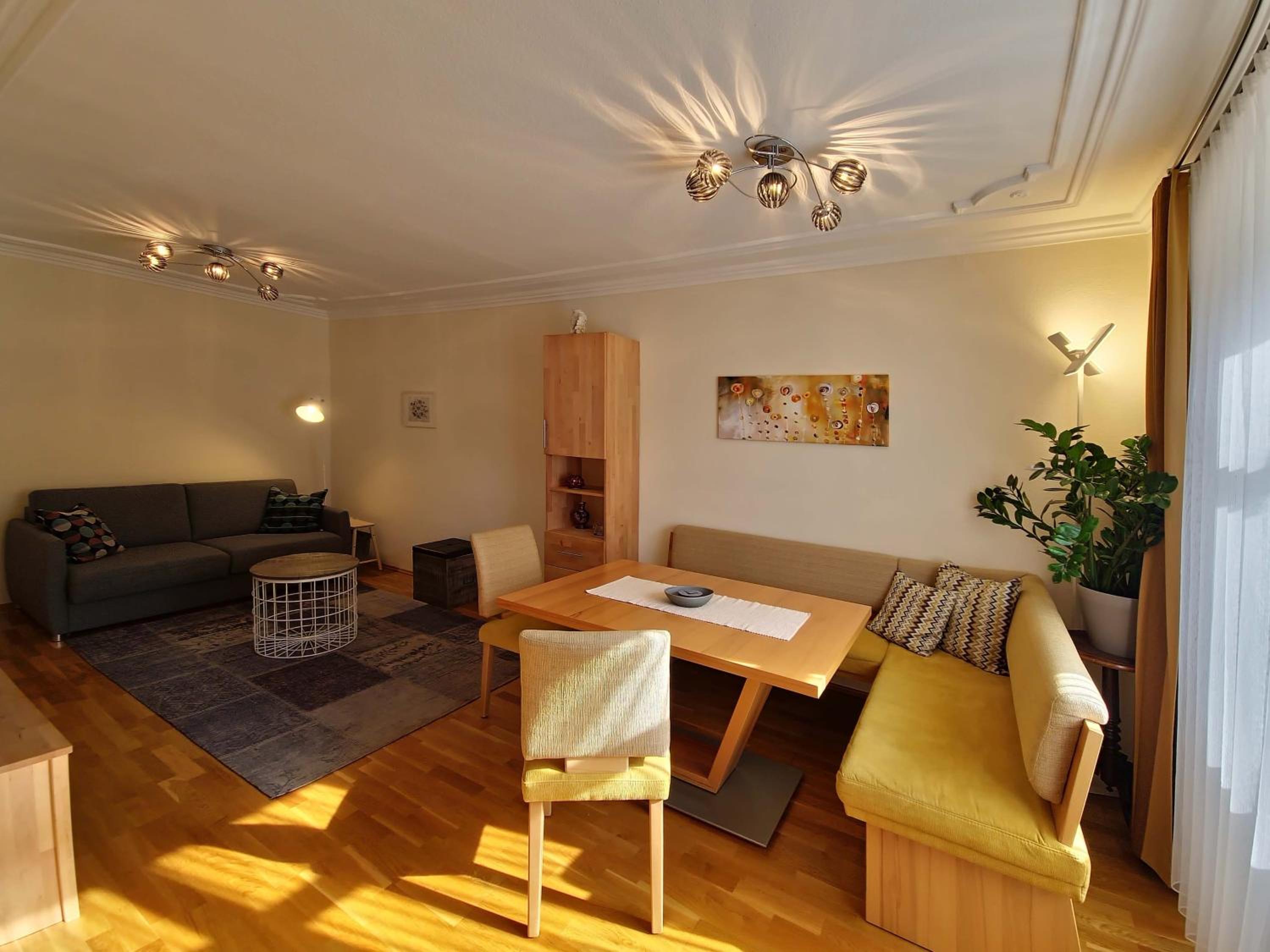 One-Bedroom Apartment photo 1