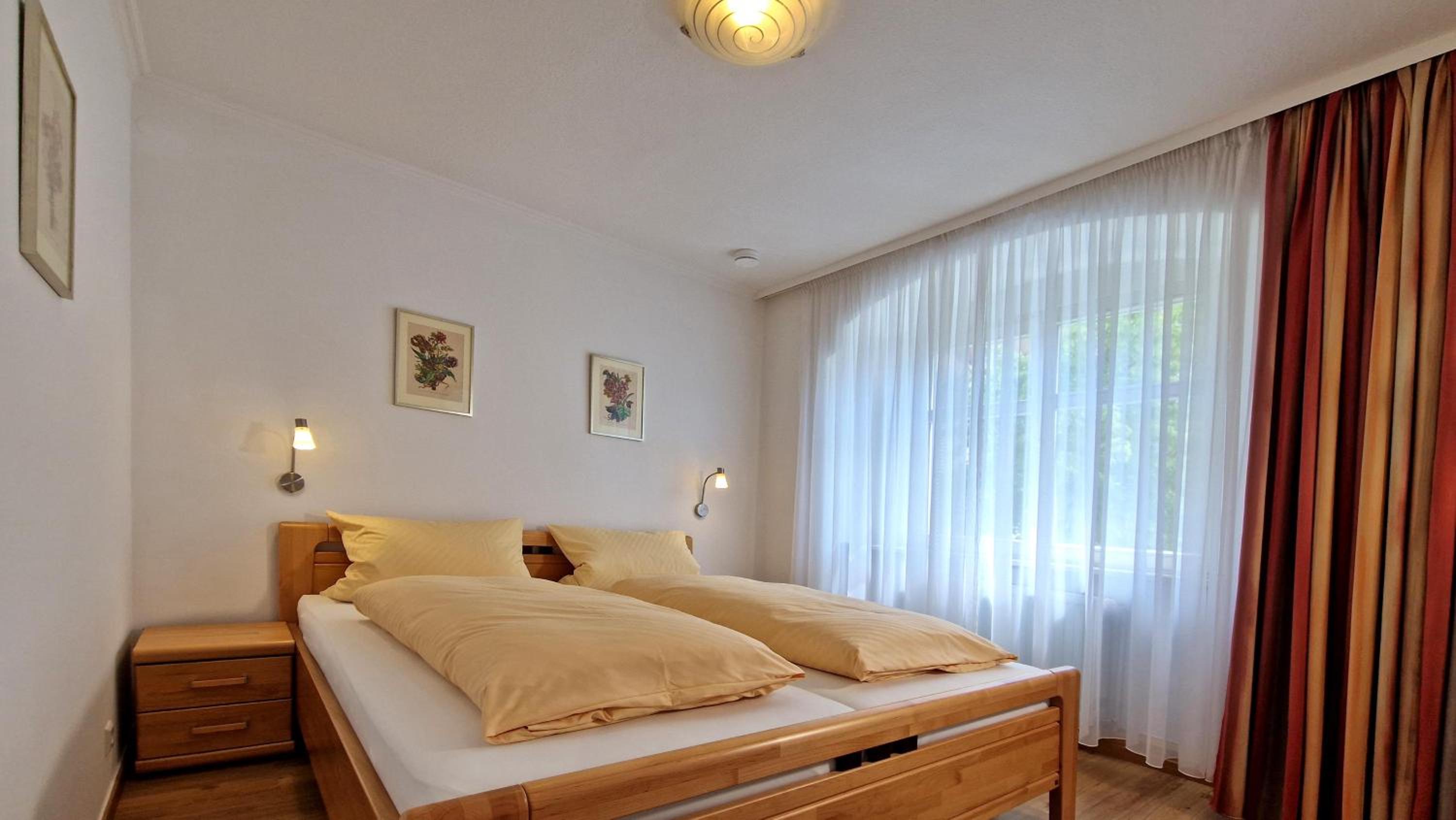 One-Bedroom Apartment photo 2