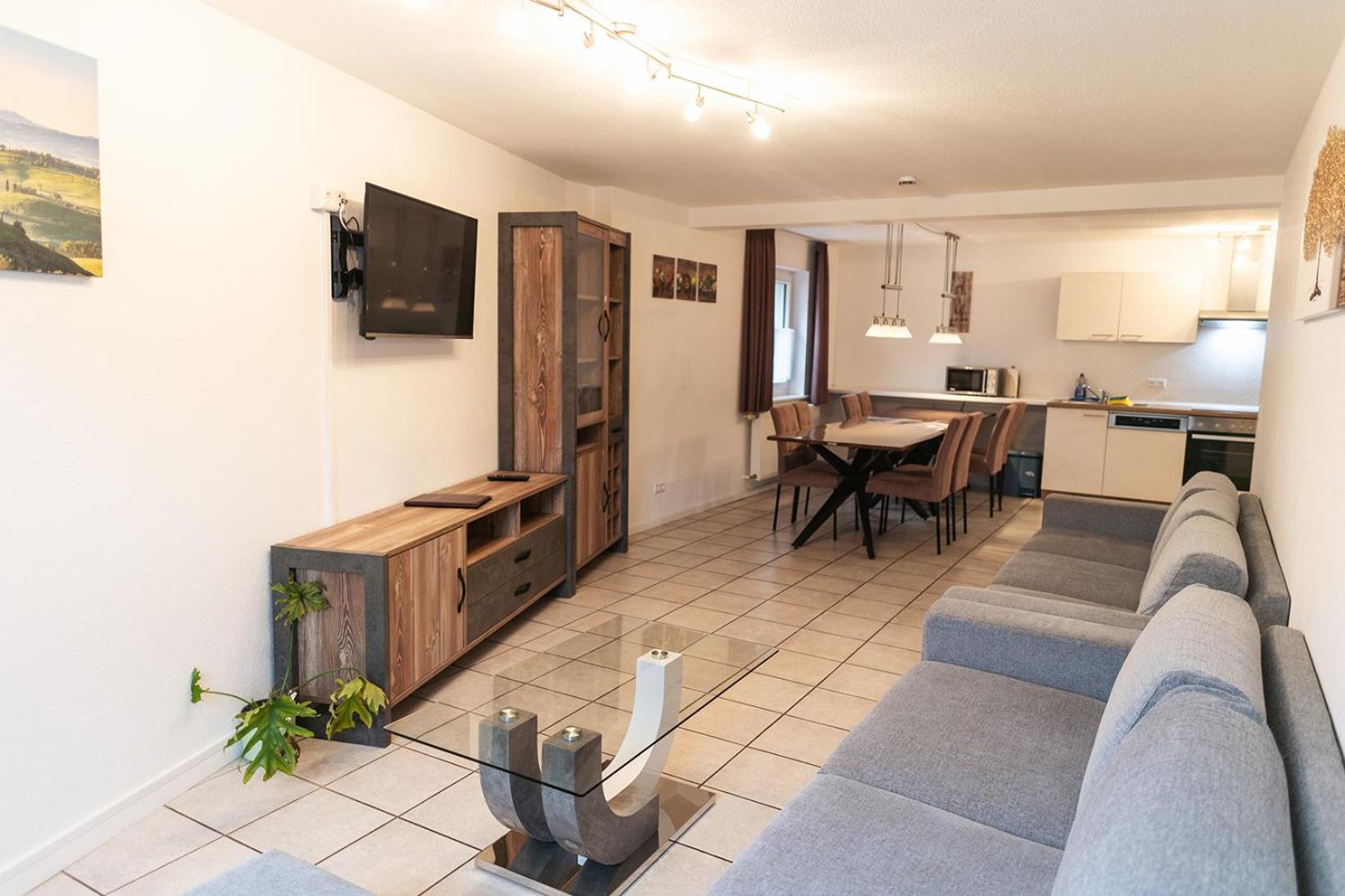 Three-Bedroom Apartment - Photo 19