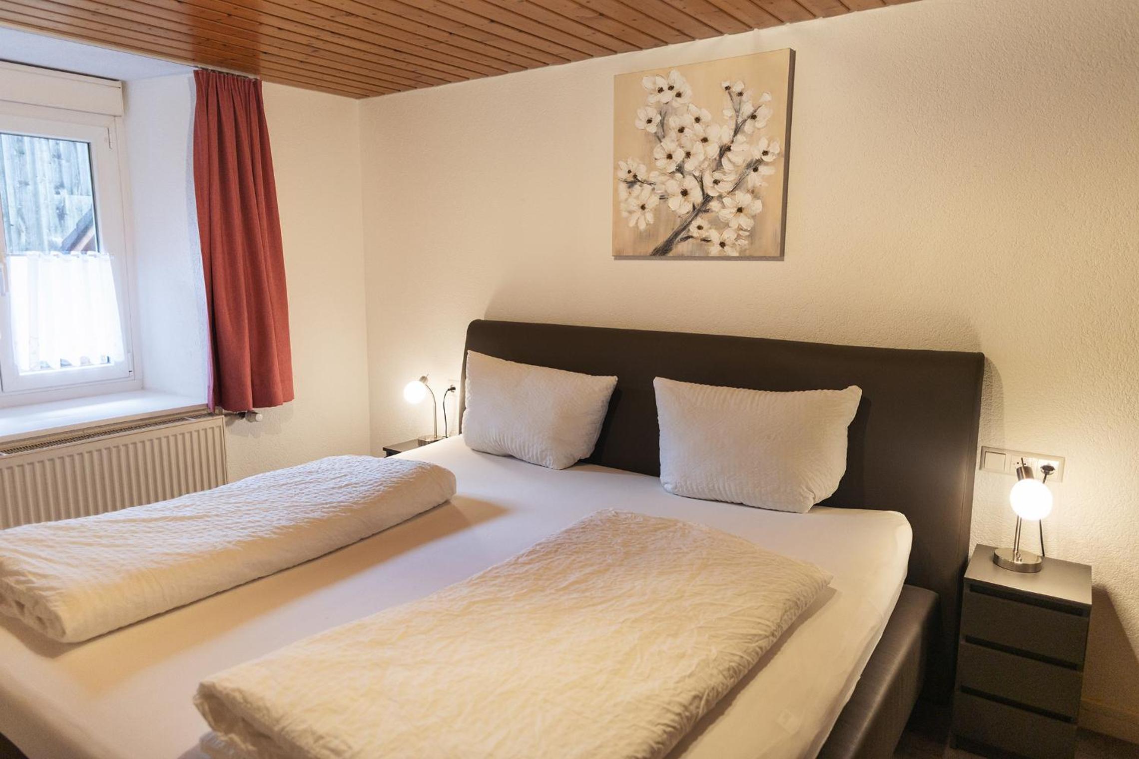 Three-Bedroom Apartment - Photo 22