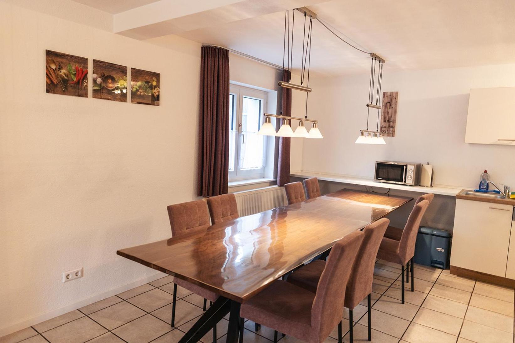 Three-Bedroom Apartment - Photo 18