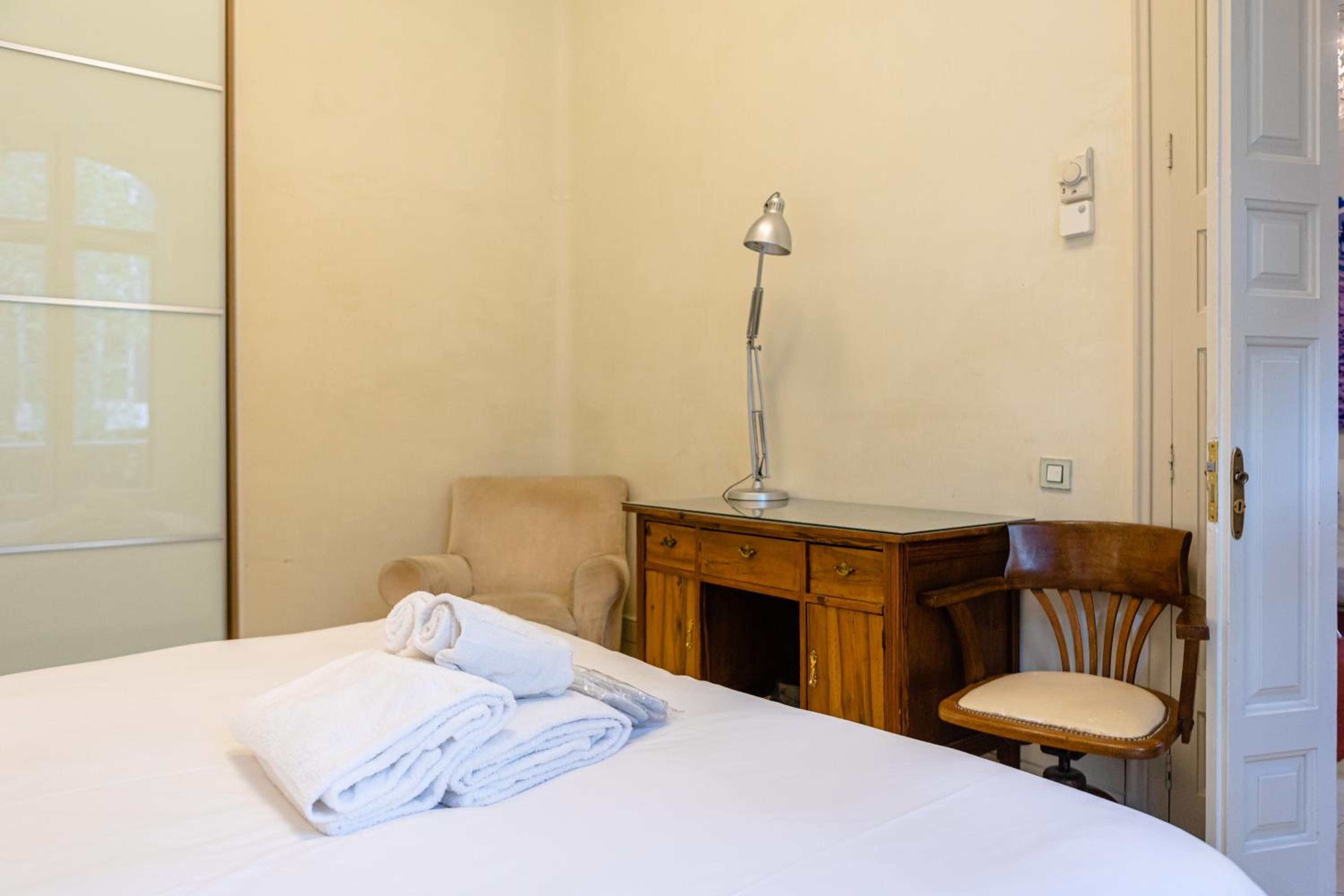 Two-Bedroom Suite with Balcony photo 3