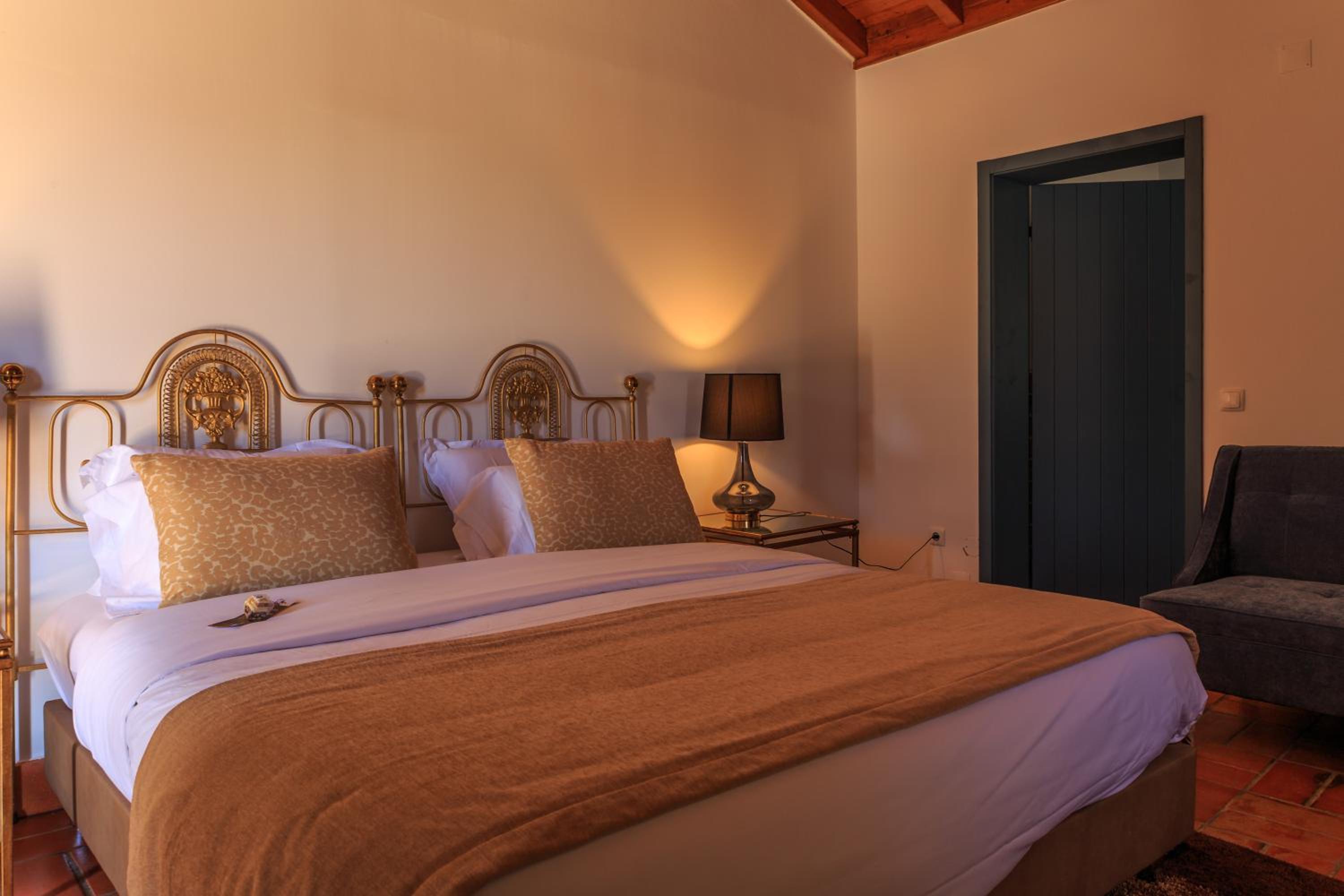 Deluxe Double or Twin Room with River View photo 3