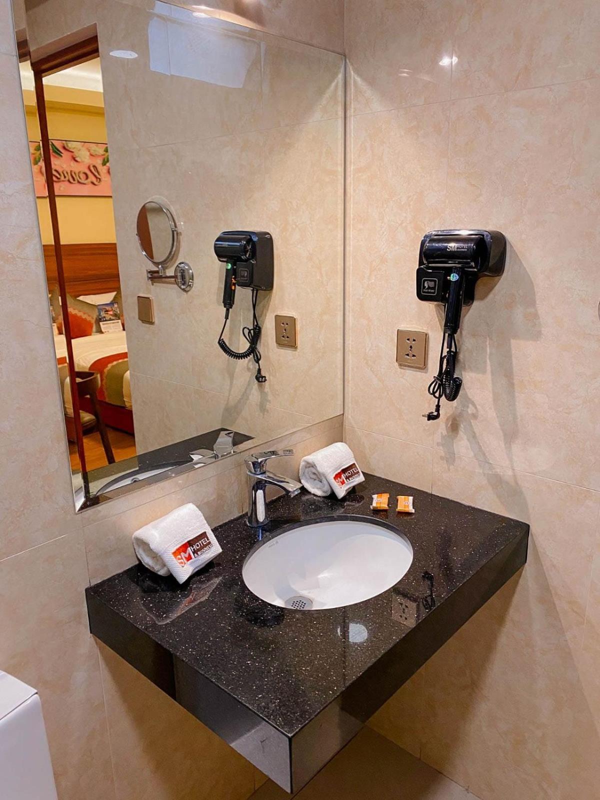 Double Room - Photo 9