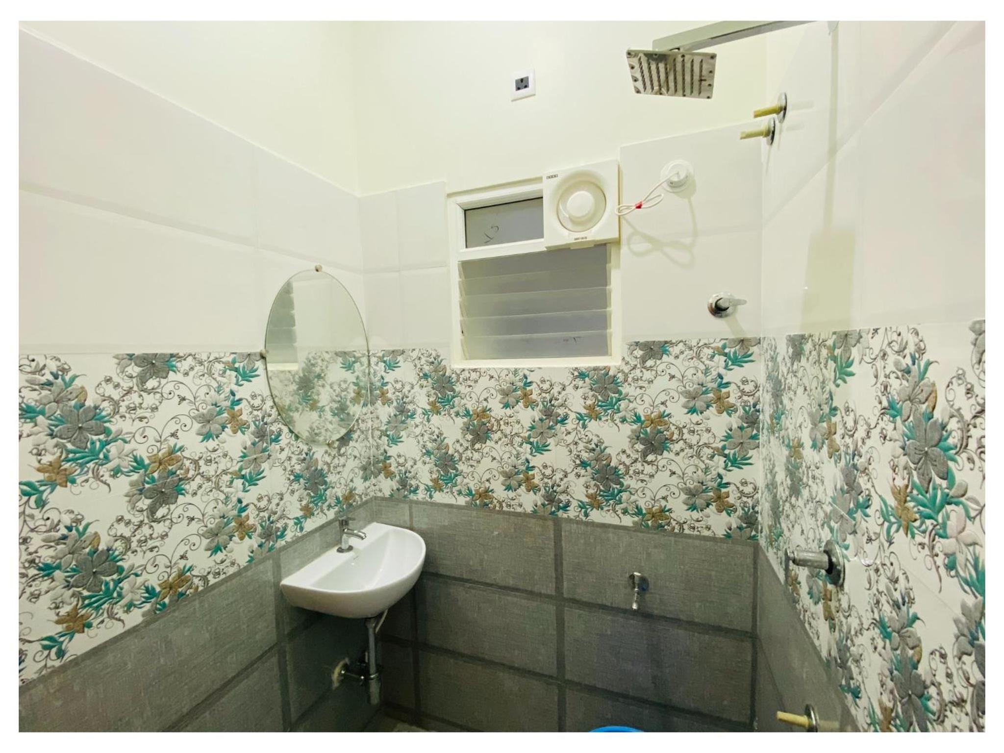 Superior Double or Twin Room photo 2