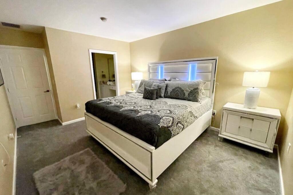 One-Bedroom House photo 3