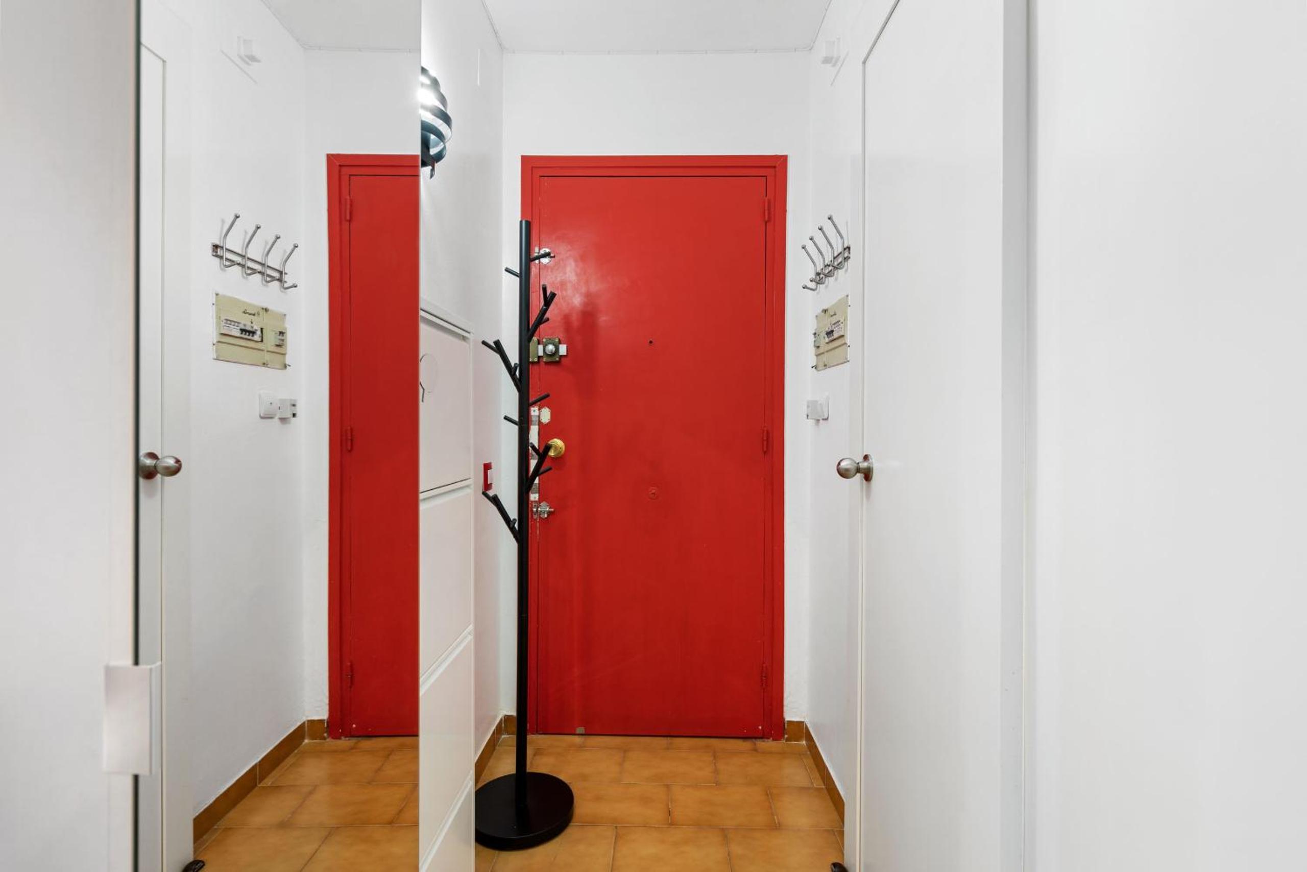Apartment photo 2
