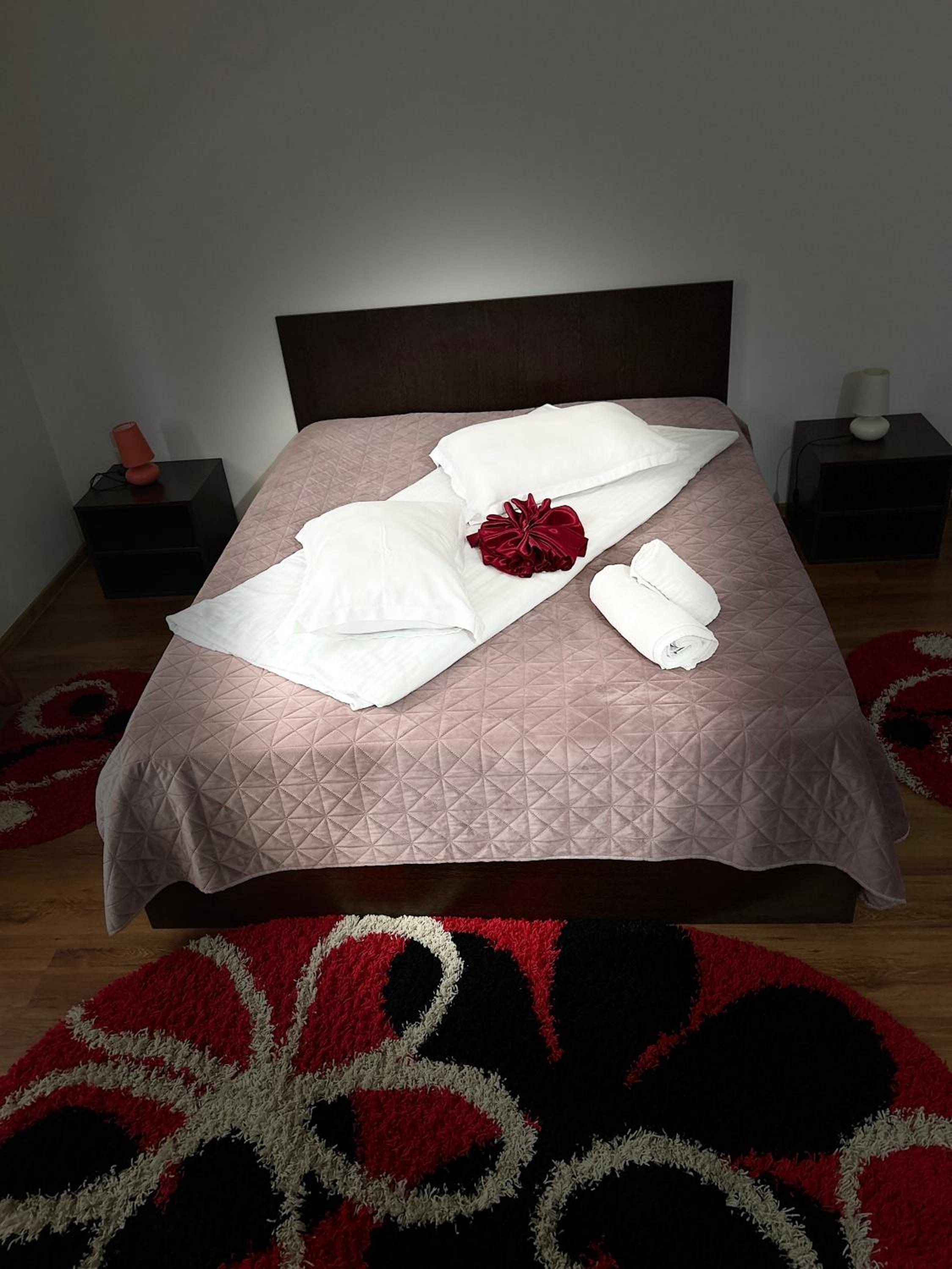 Deluxe Double Room with Shower - Photo 34