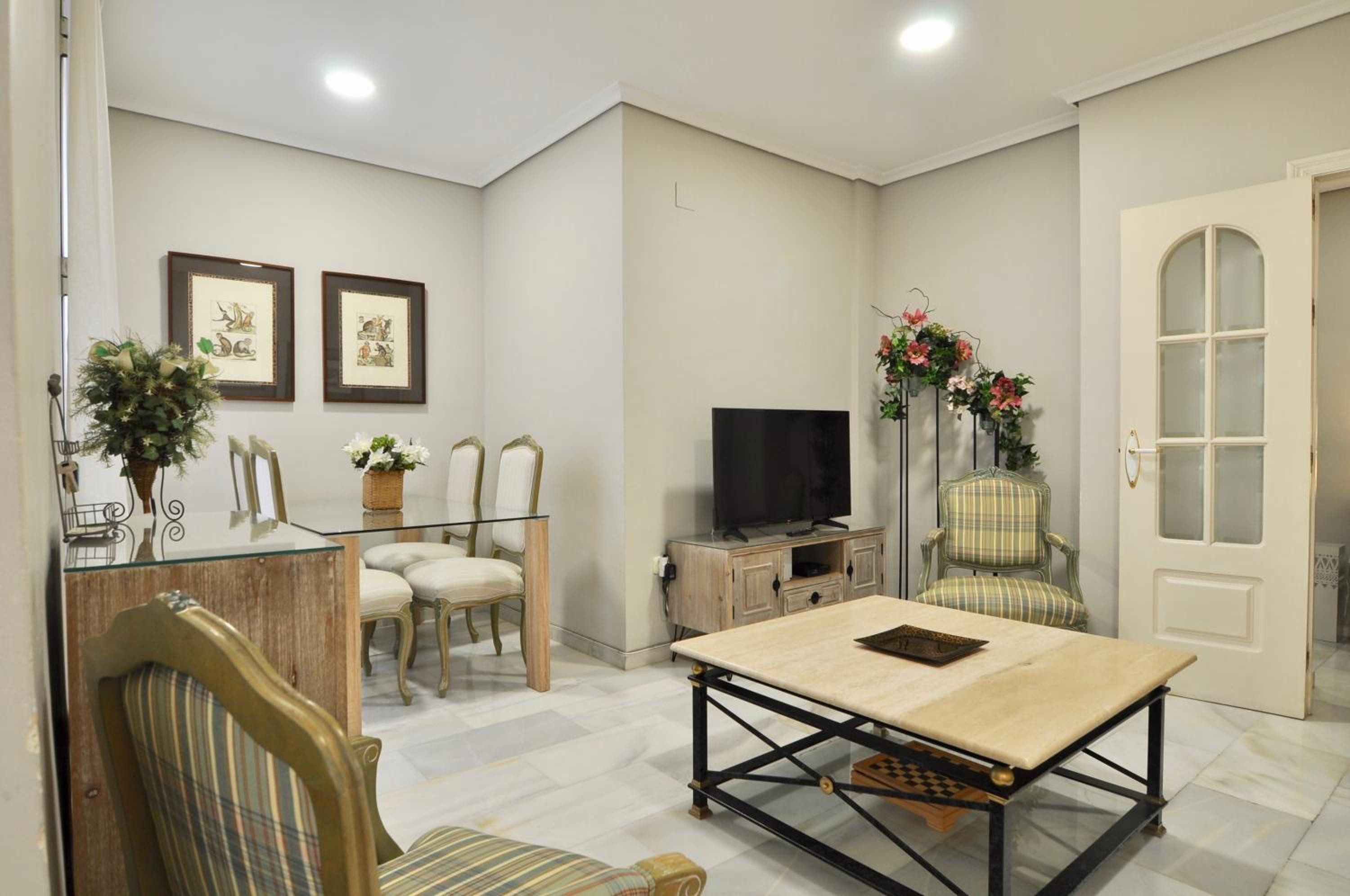 Apartamento con Patio