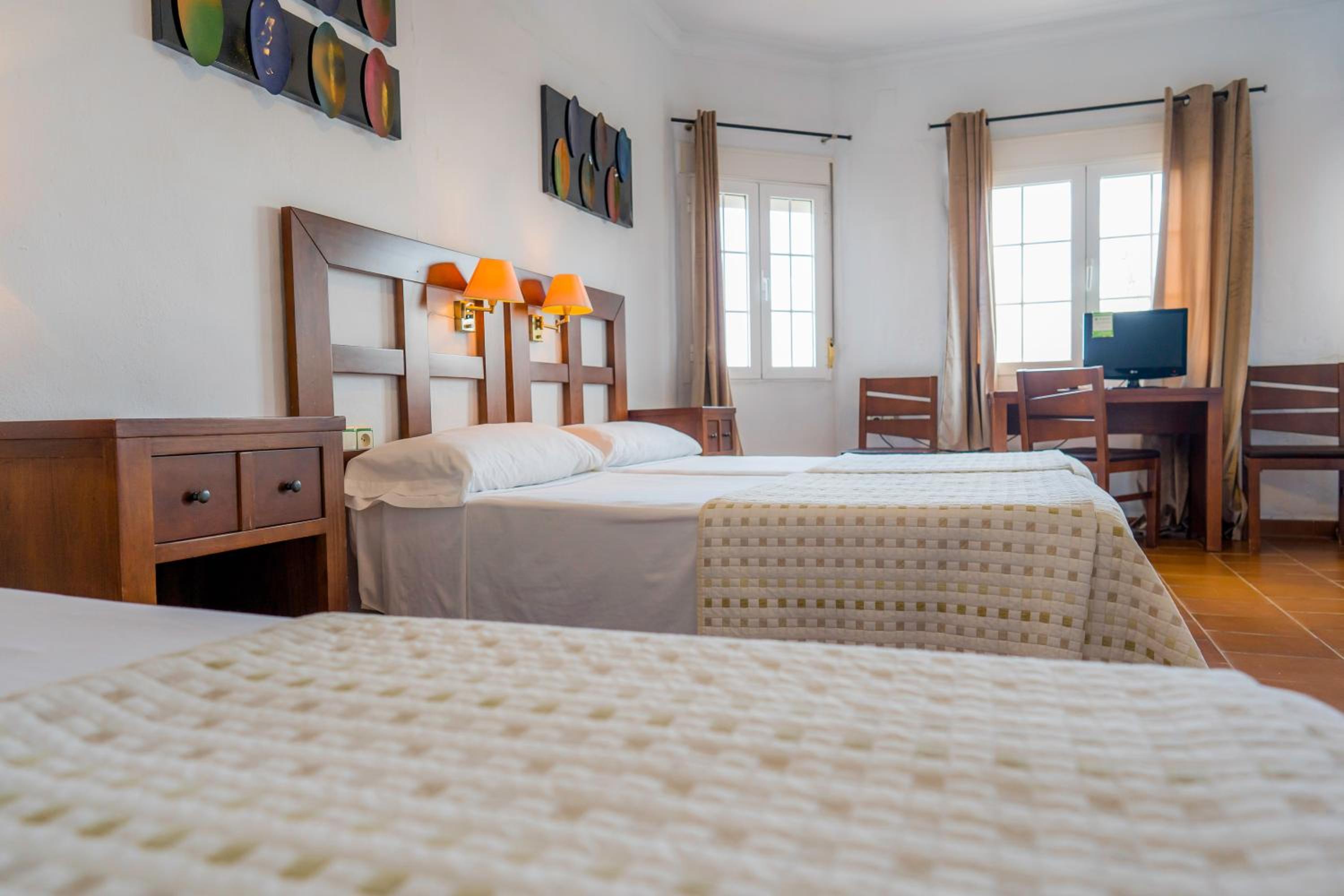 Triple Room - Photo 5