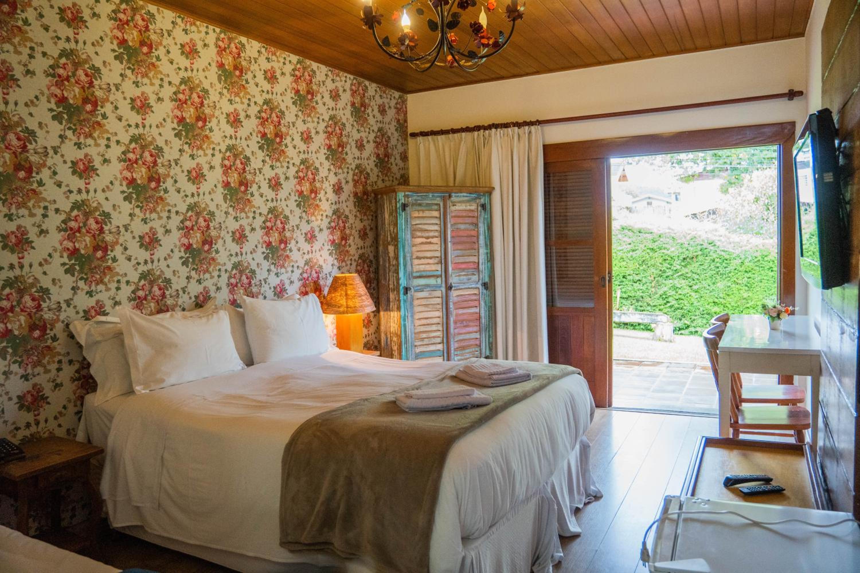 Deluxe Triple Room photo 2