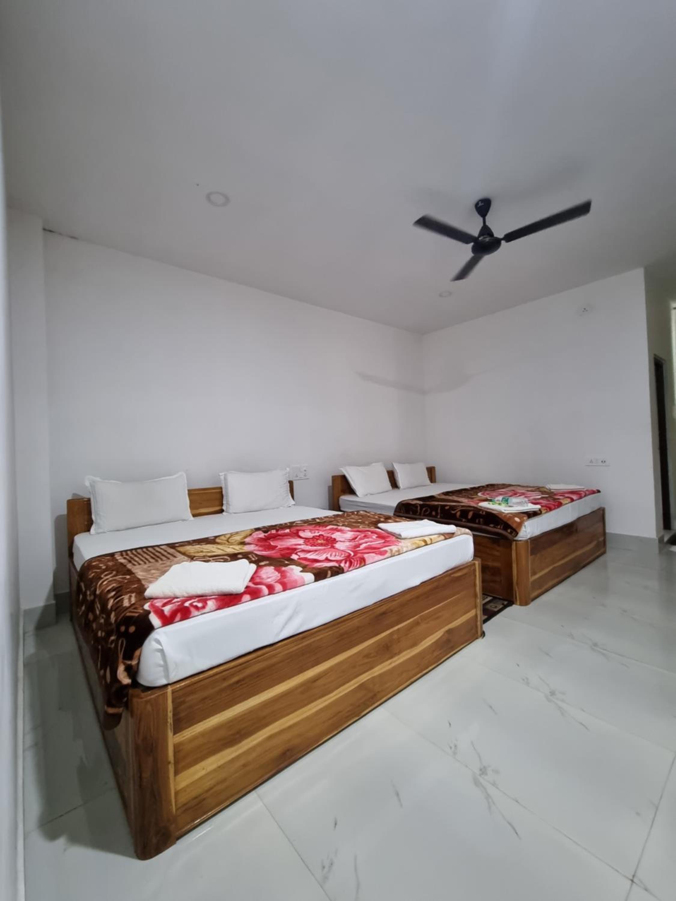 Standard Quadruple Room - Photo 3