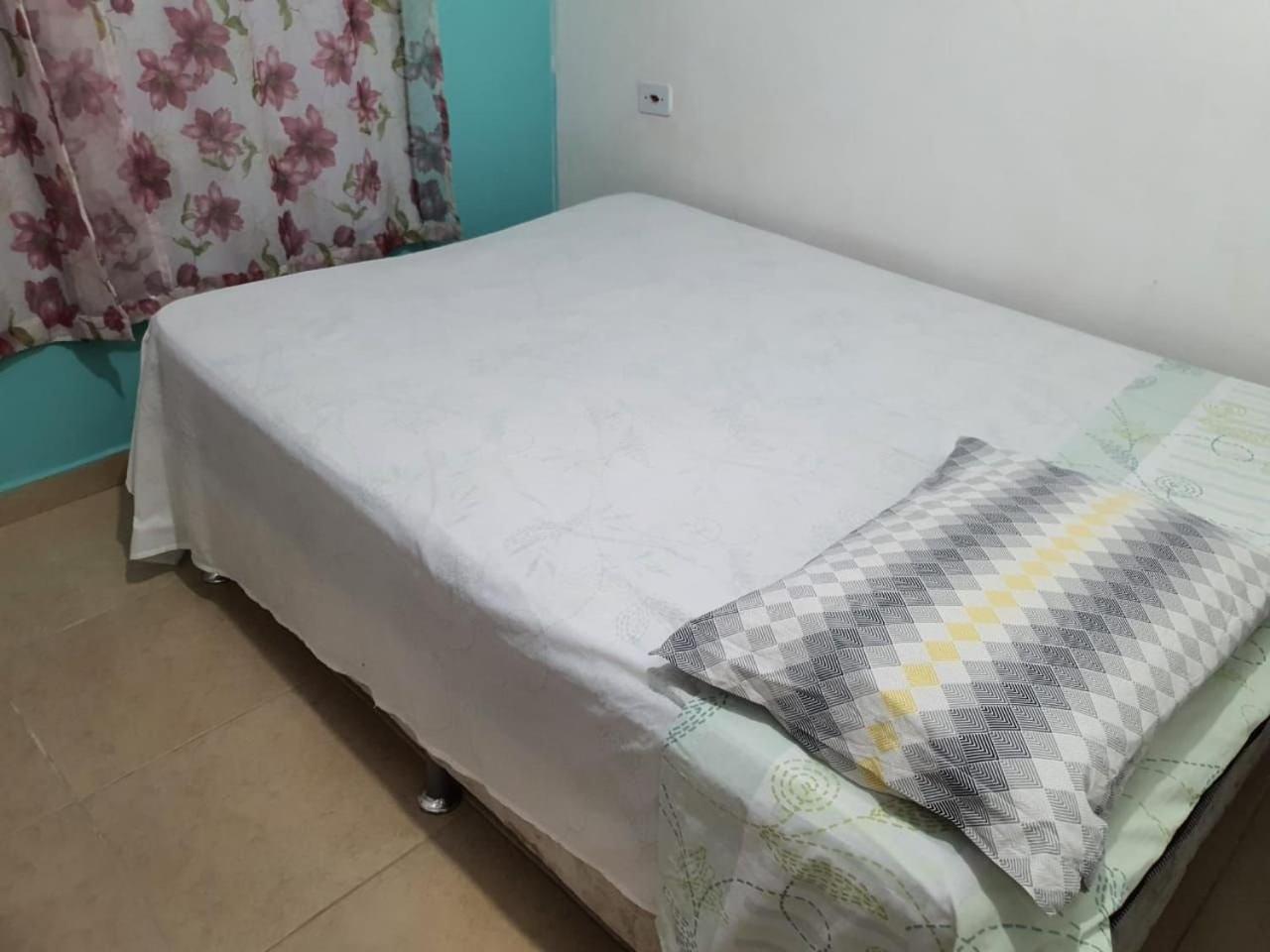 One-Bedroom House photo 1