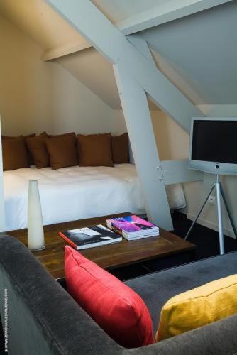 Family Suite - (4 People) photo 3