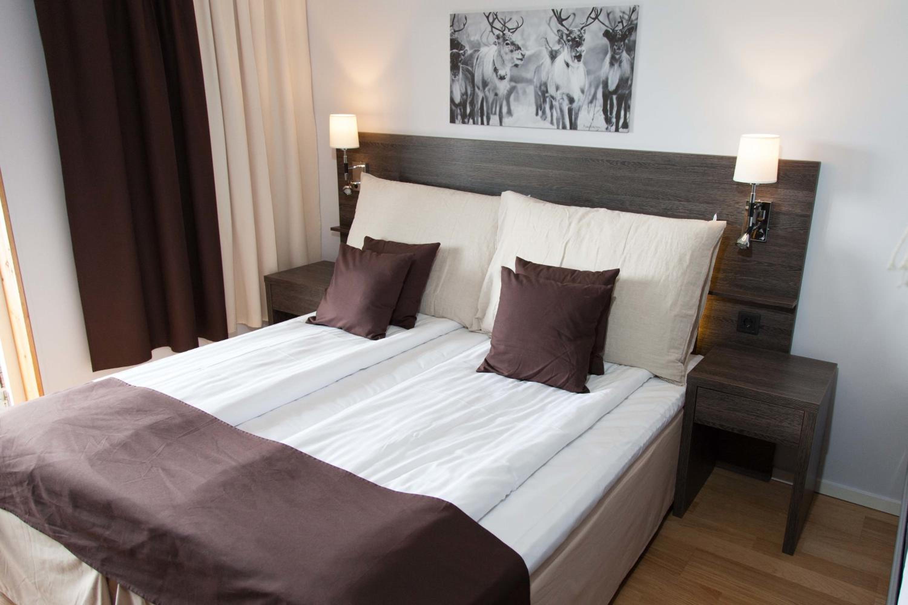Premium Twin Room - Photo 1