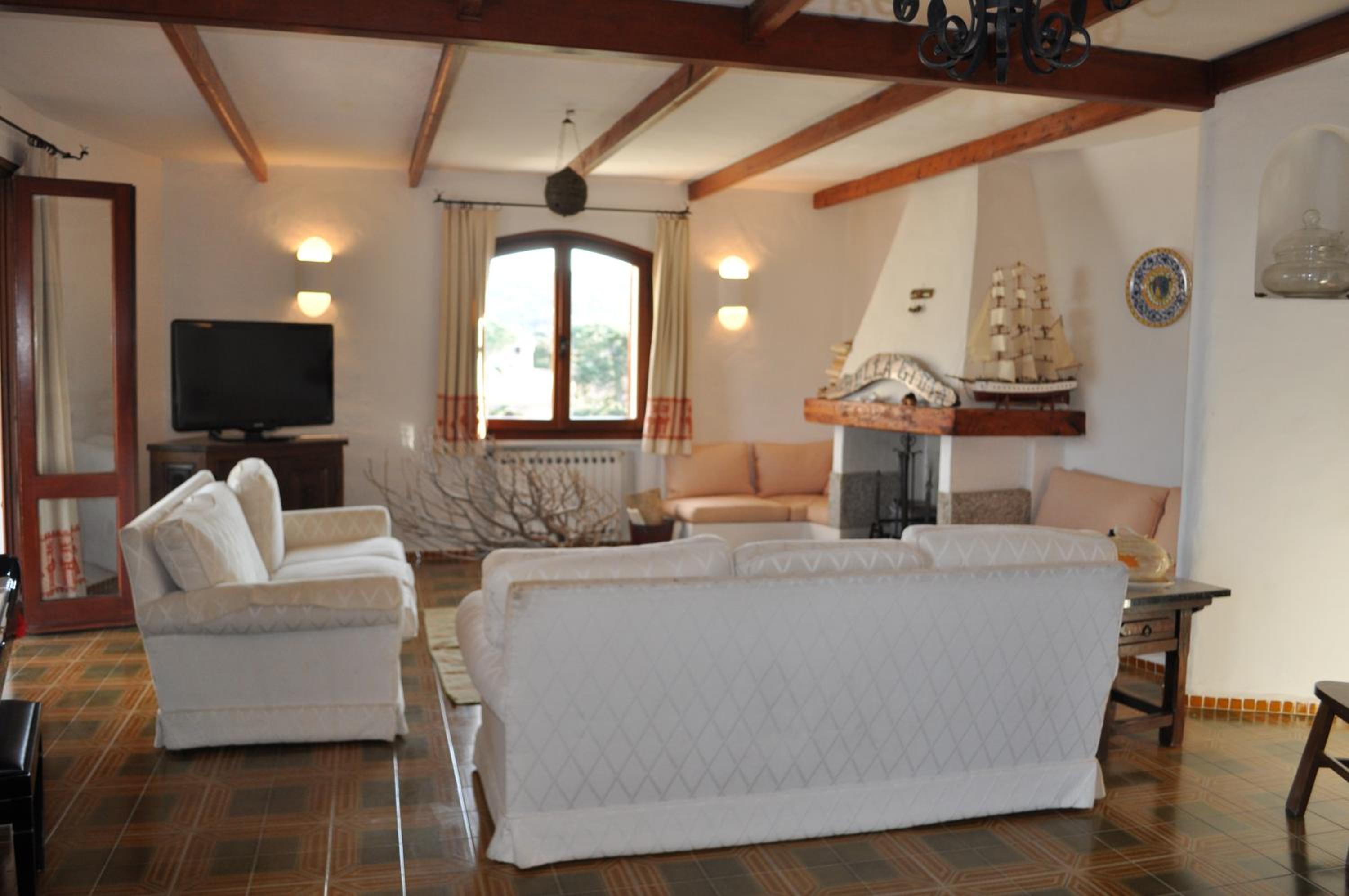 Villa - Beach Front