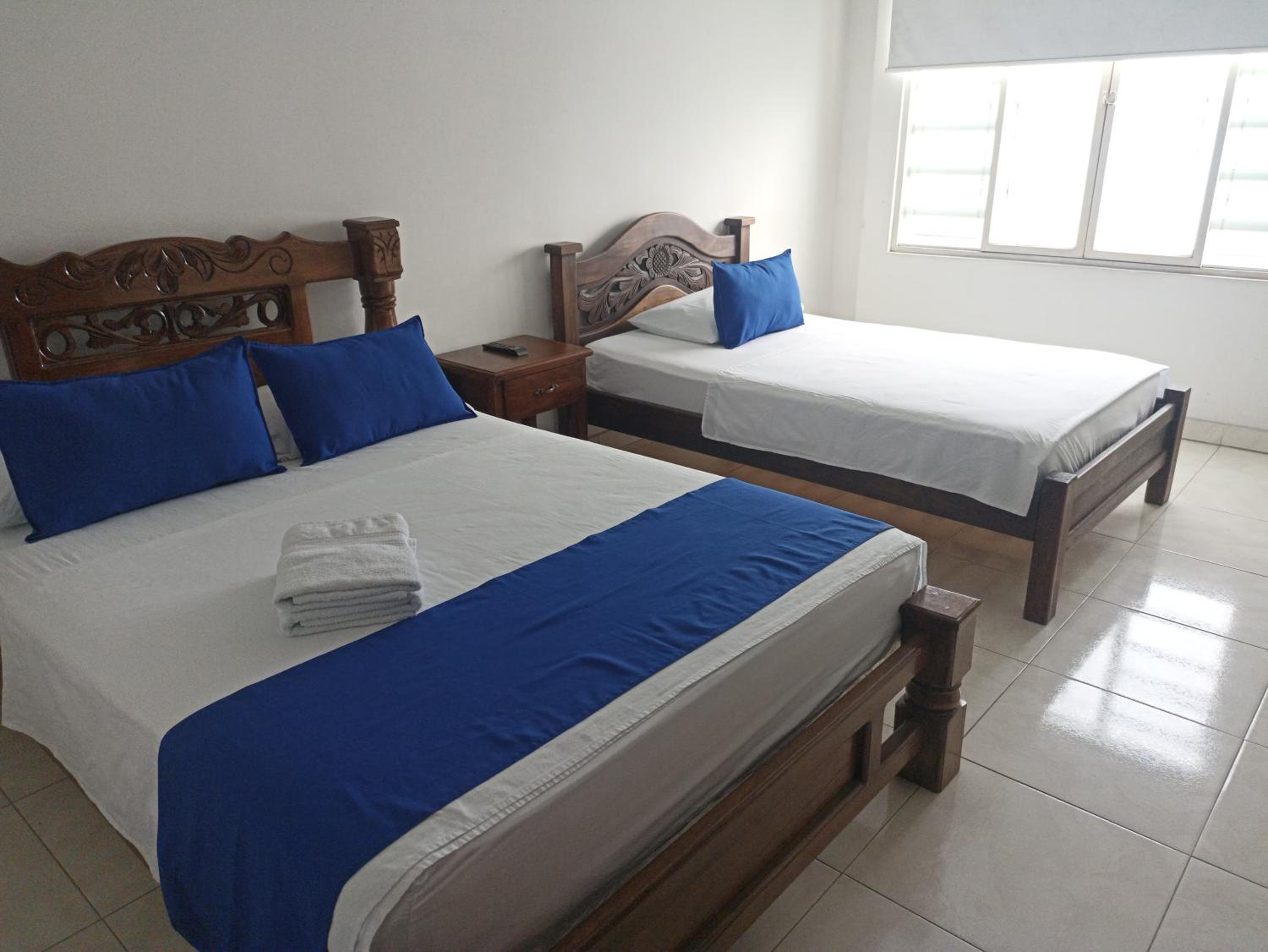 Standard Twin Room photo 2