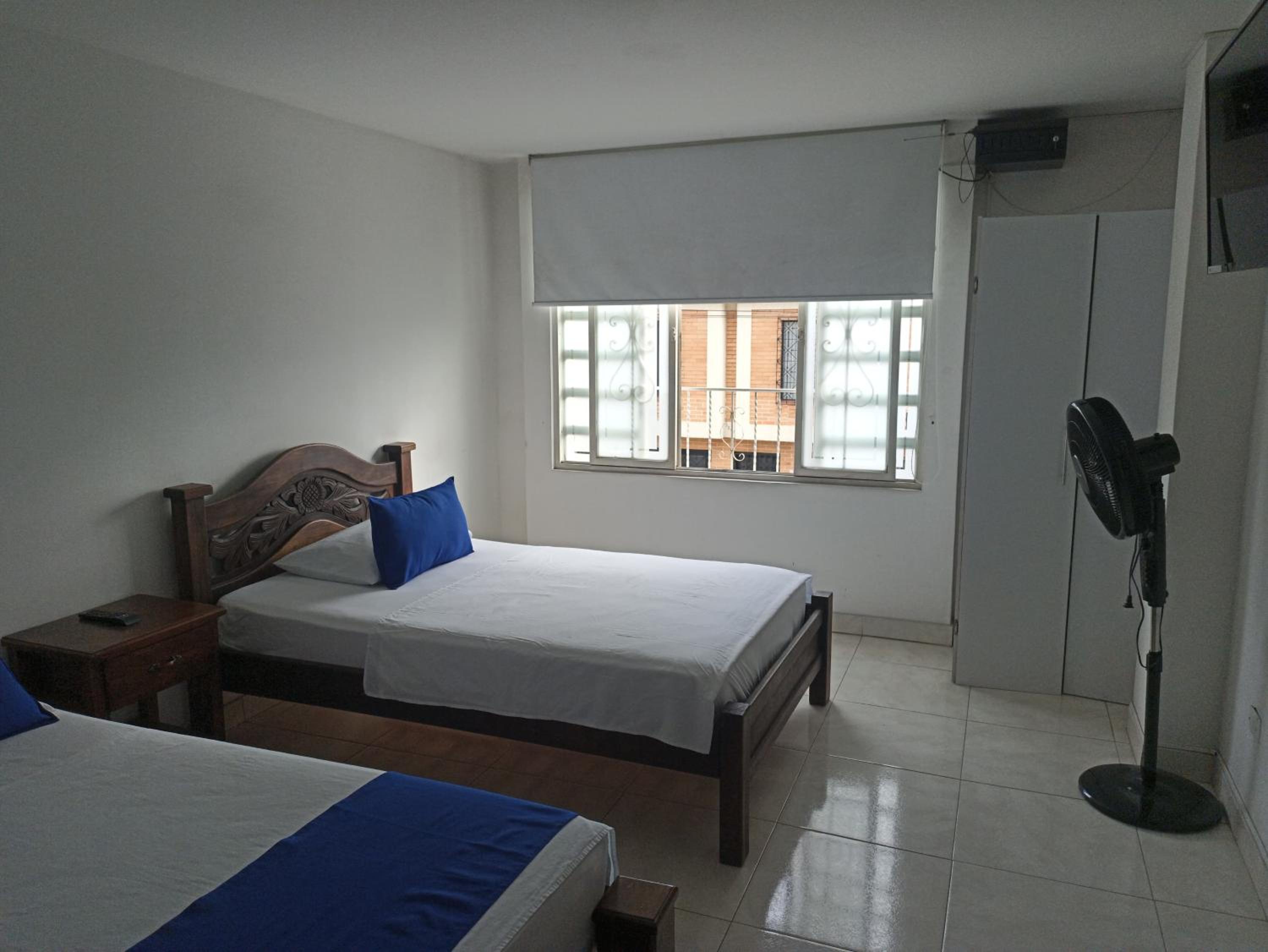 Standard Twin Room photo 3
