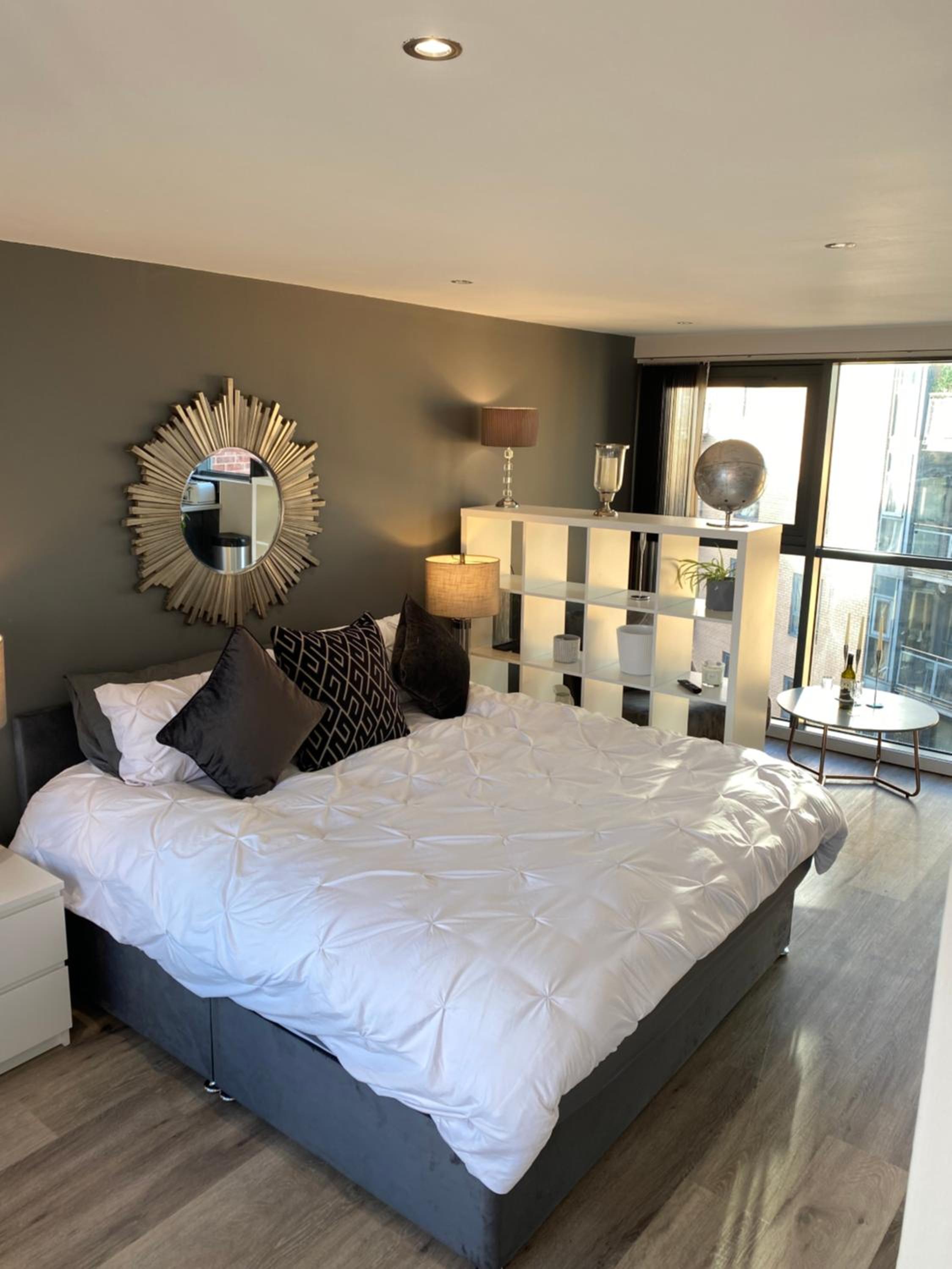 Studio Apartment