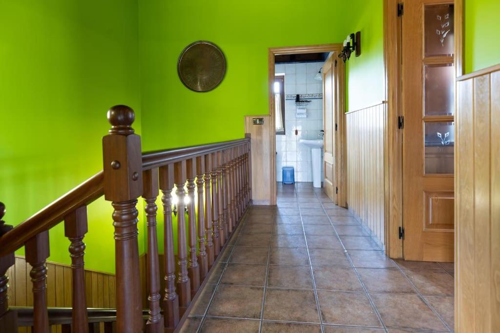 Three-Bedroom House photo 2