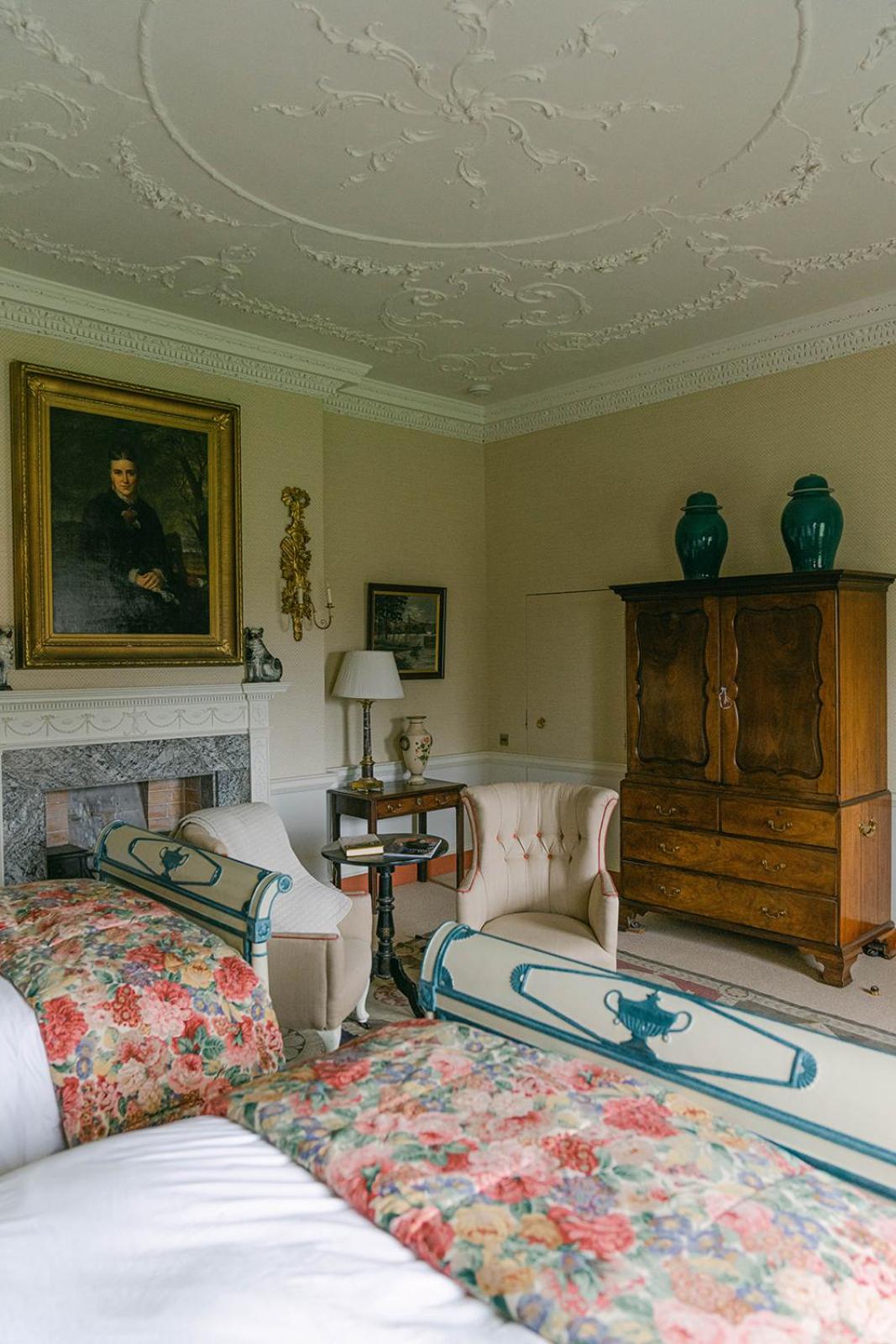 Twin Room - Photo 3