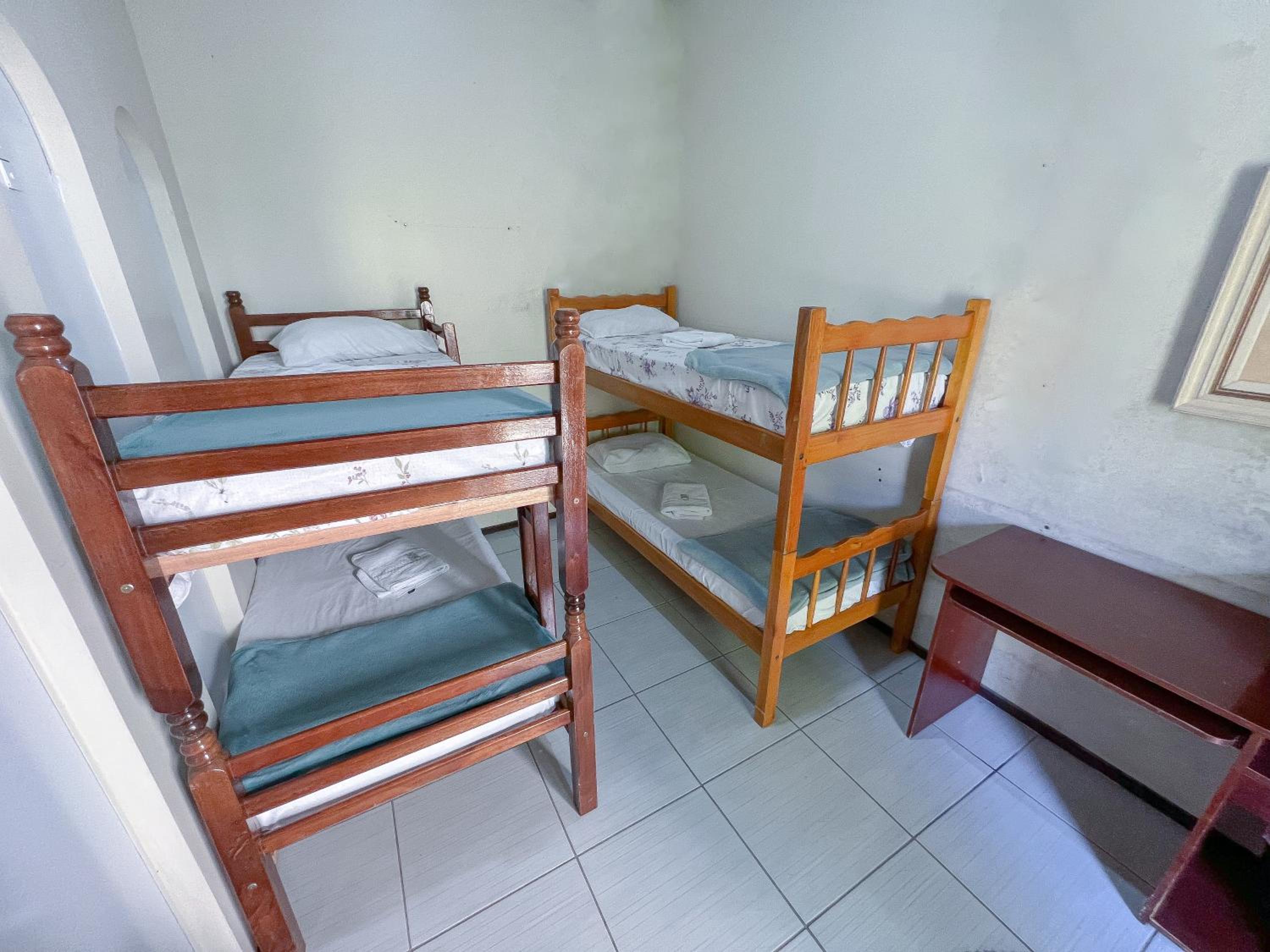 Quadruple Room with Shared Bathroom photo 1